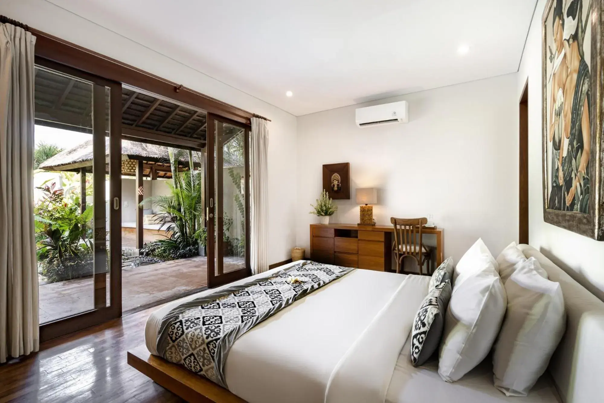 Three-Bedroom Villa with Private Pool in Bumbak Park Villas By Nakula Three-Bedroom Villa with Private Pool in Bumbak Park Villas By Nakula