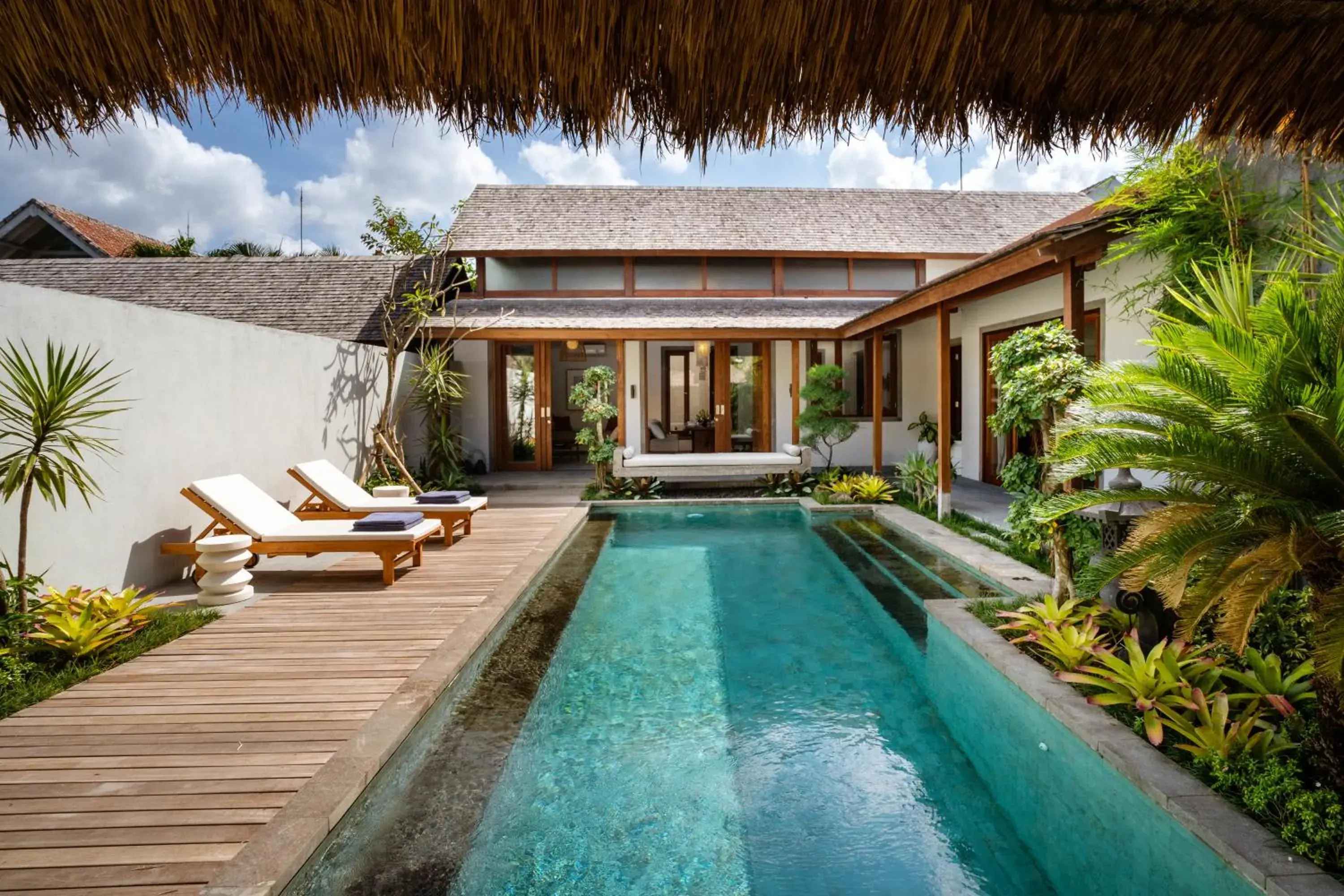 Bumbak Park Villas By Nakula Bumbak Park Villas By Nakula