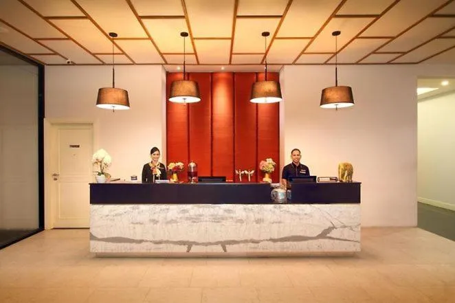 HELIOS HOTEL & CONVENTION