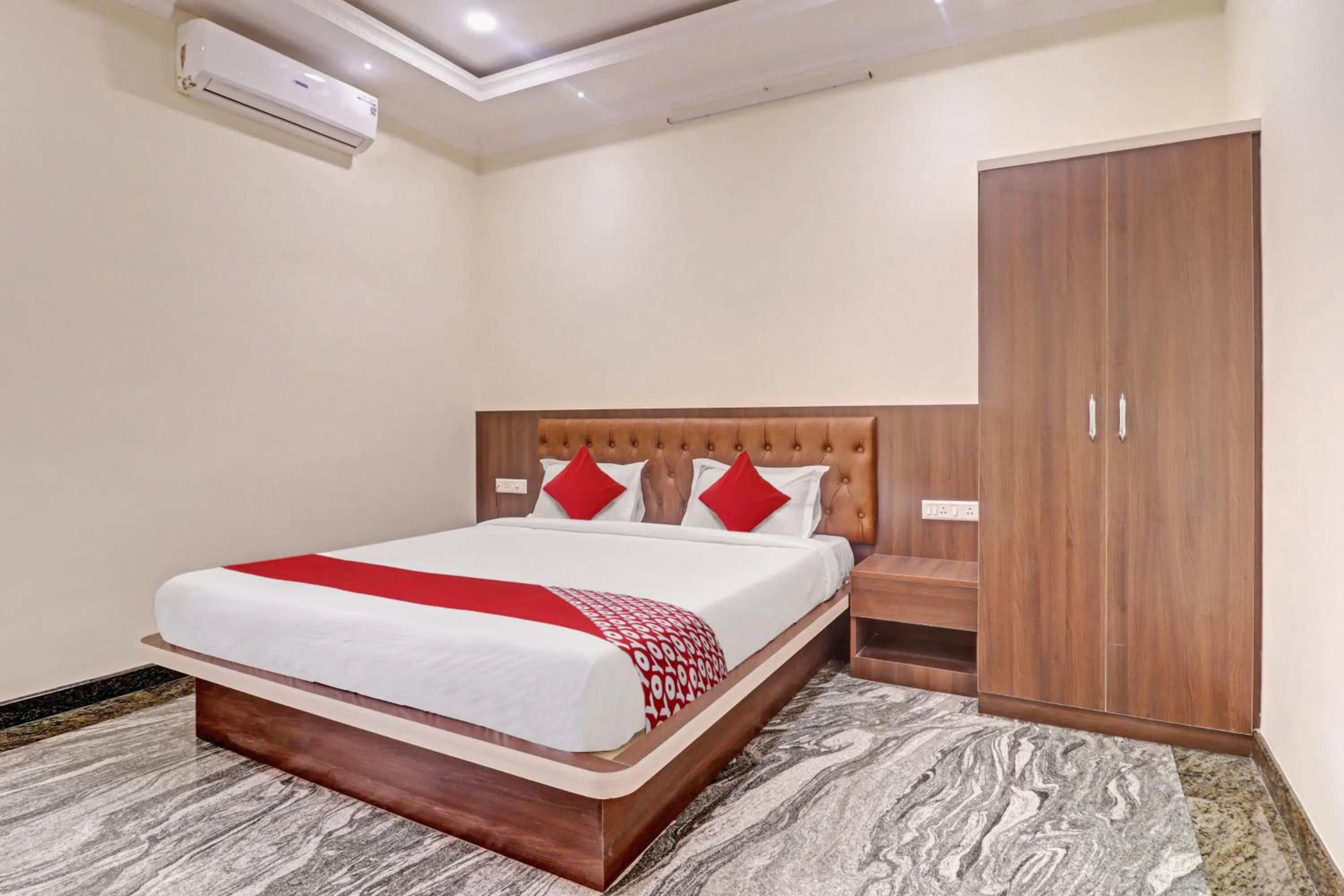 Bedroom in Collection O Ashraya Paradise