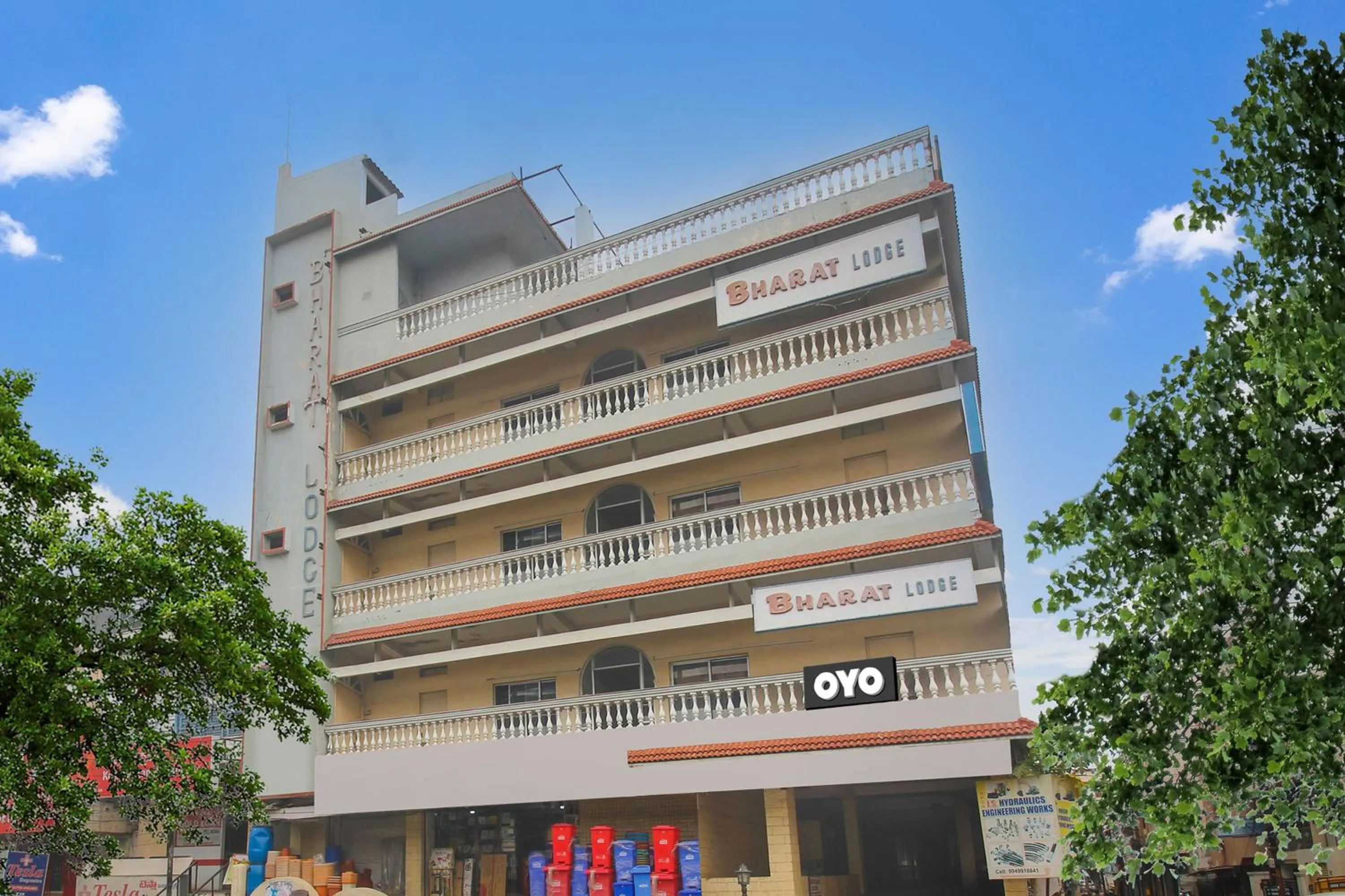 Facade/entrance in Hotel O Bharat Lodge