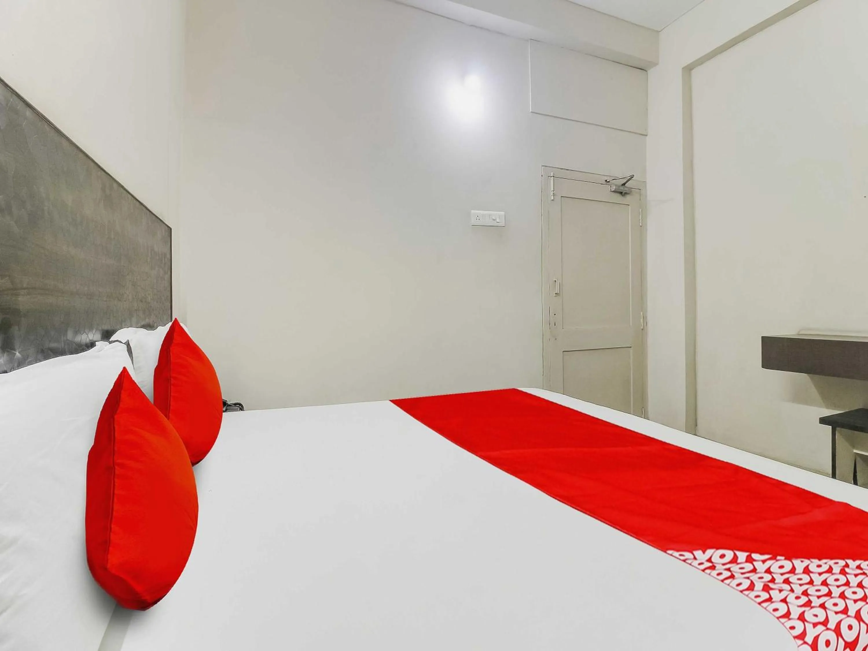 Bedroom, Bed in Hotel O Bharat Lodge