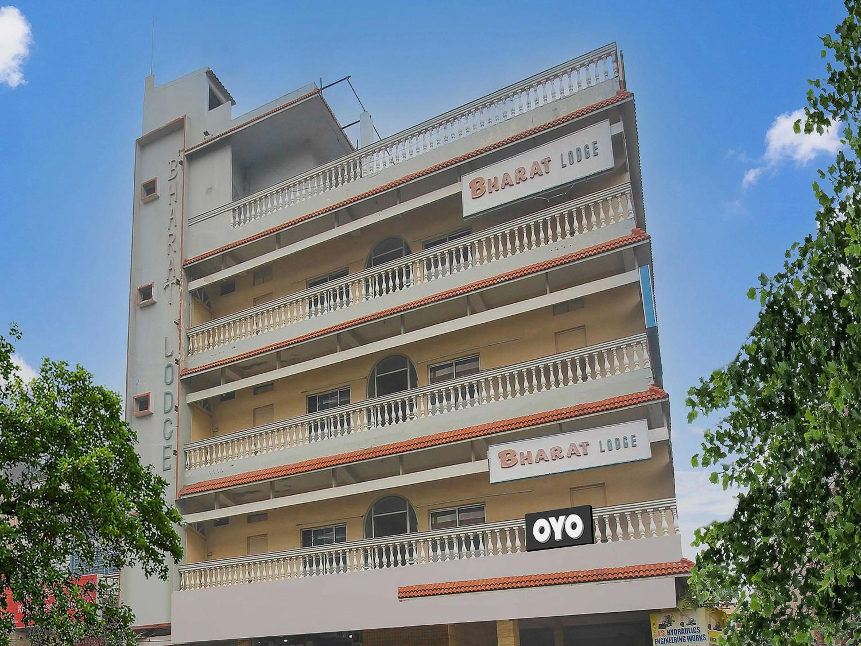 Facade/entrance in Hotel O Bharat Lodge
