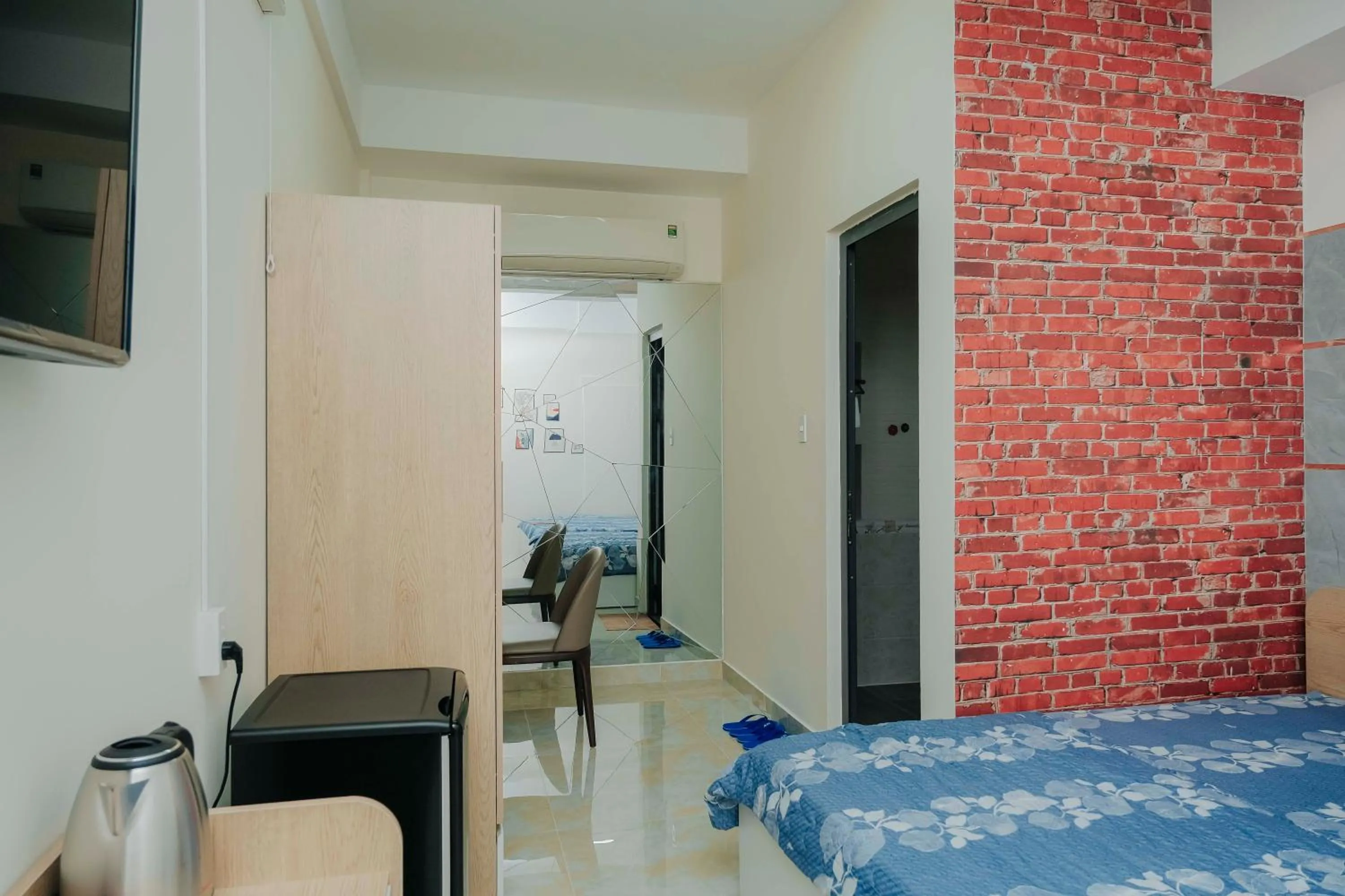 Seating area, Bed in Arina Luxury Hotel - Vincom Tay Ninh