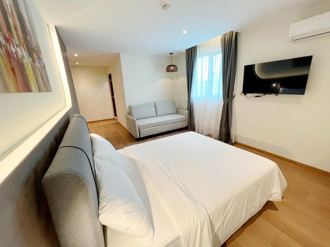 Bedroom, Bed in The Borneo Hotel