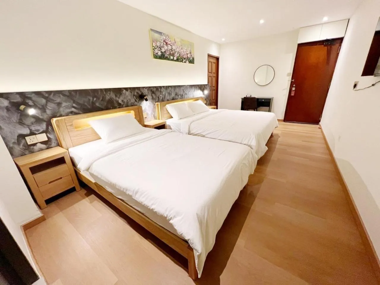 Bedroom, Bed in The Borneo Hotel