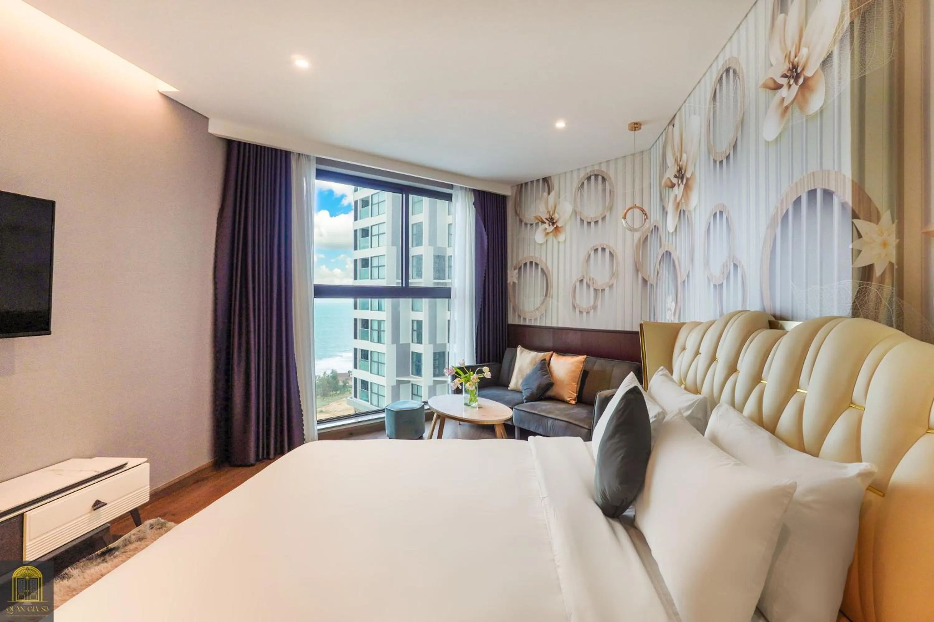 Bed in Mandala Pearl Azure Retreat