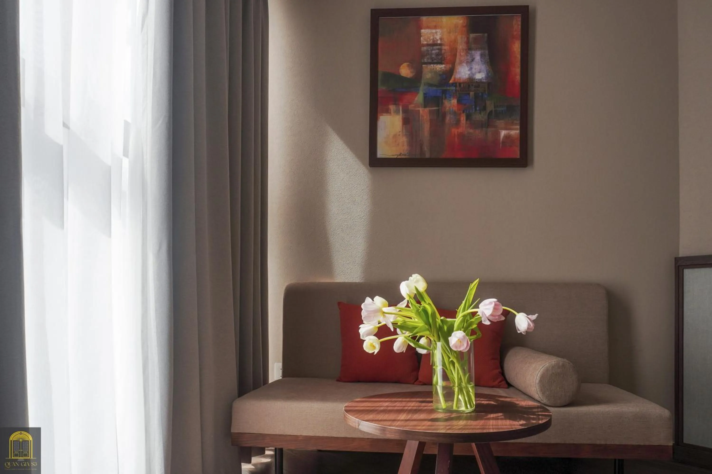 Decorative detail in Mandala Pearl Azure Retreat