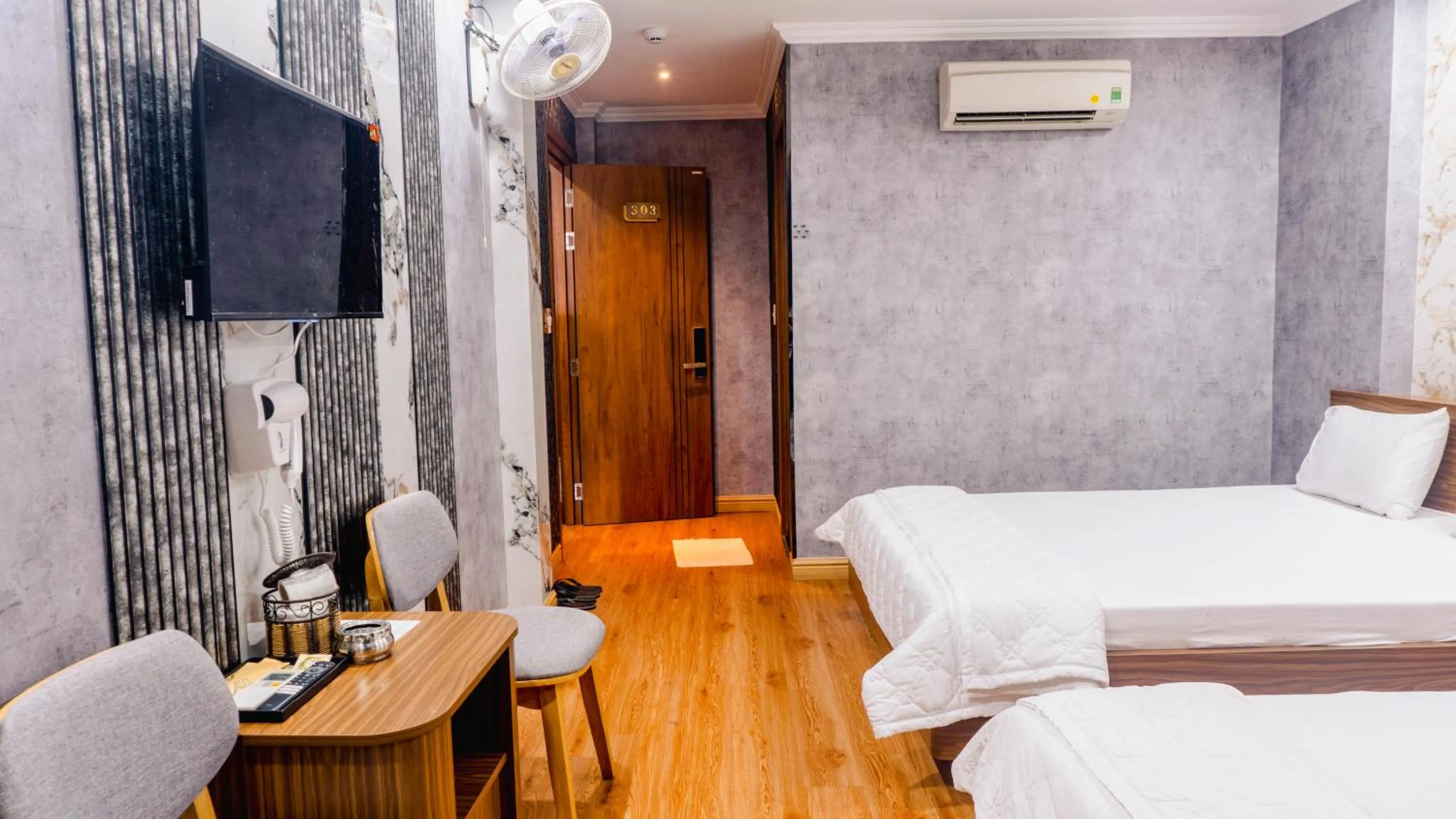 Bed in Thanh Binh Premium Hotel