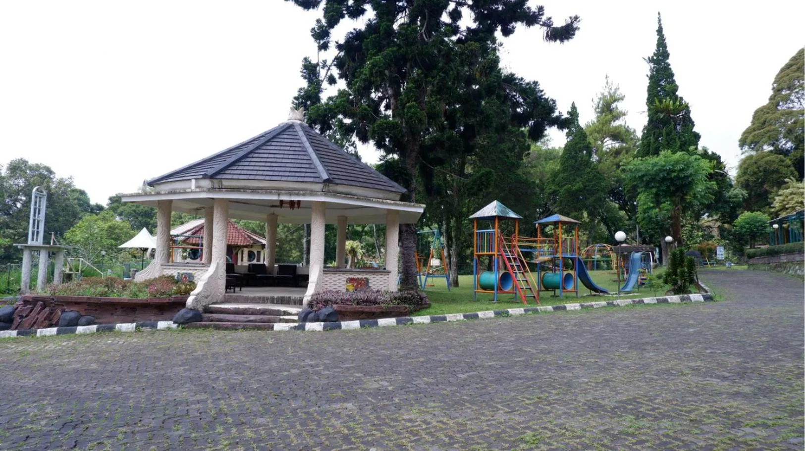 Sangga Buana Resort & Convention Hotel