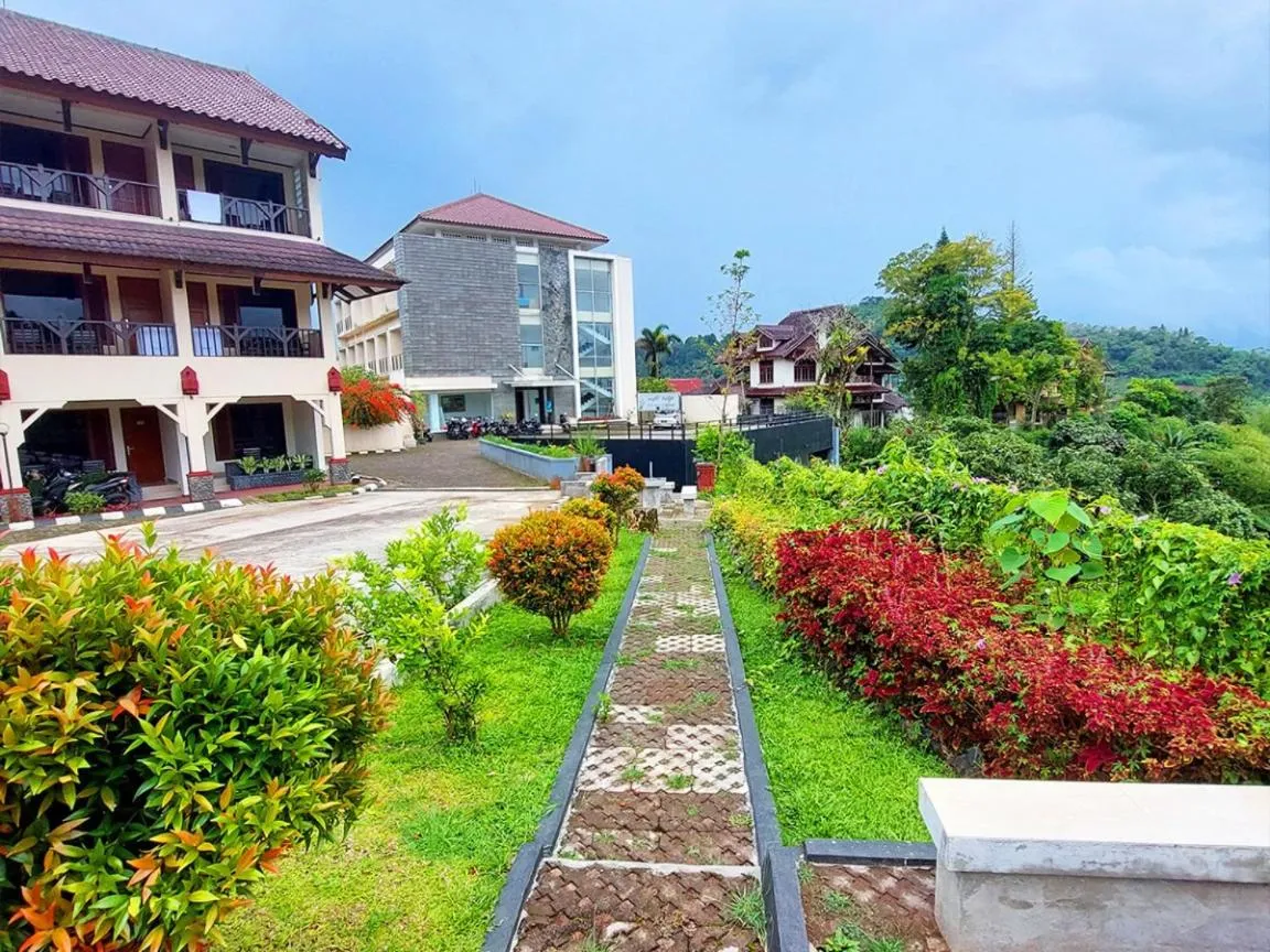 Sangga Buana Resort & Convention Hotel