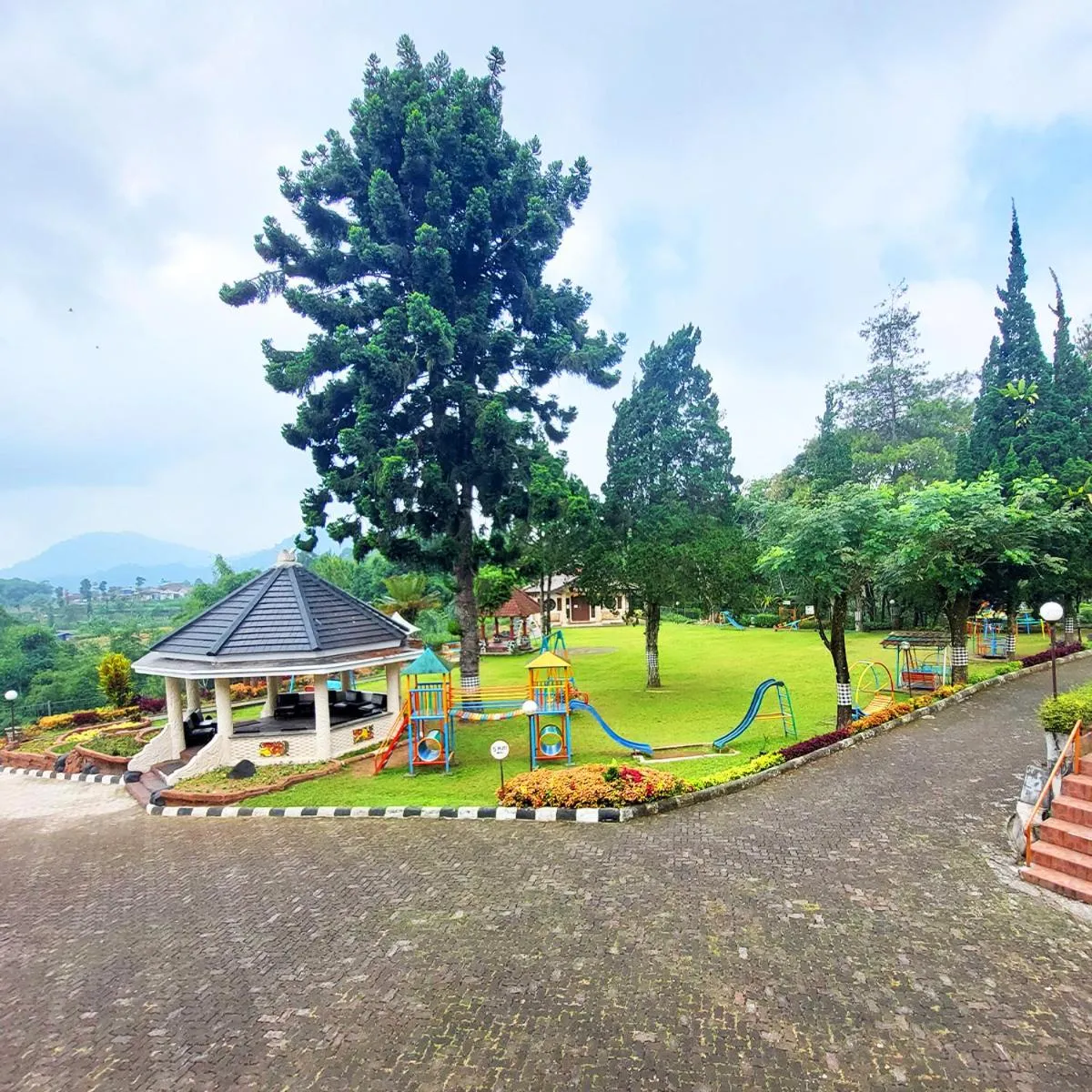 Sangga Buana Resort & Convention Hotel