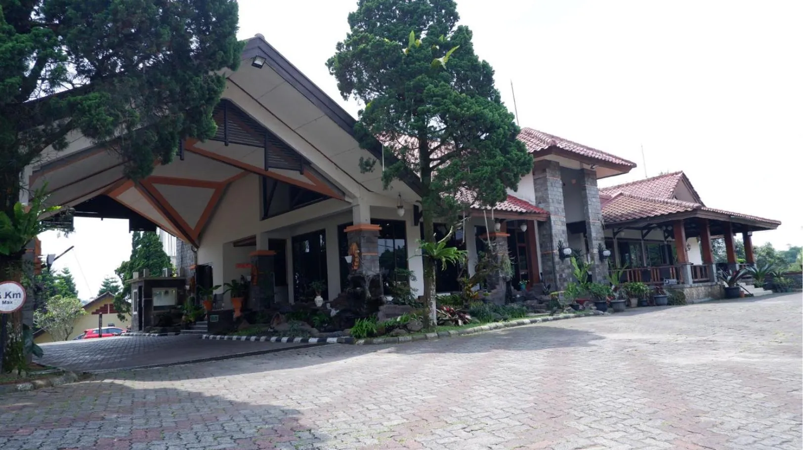 Sangga Buana Resort & Convention Hotel