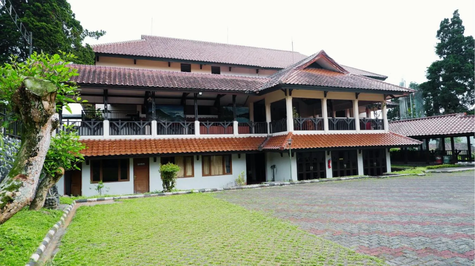Sangga Buana Resort & Convention Hotel