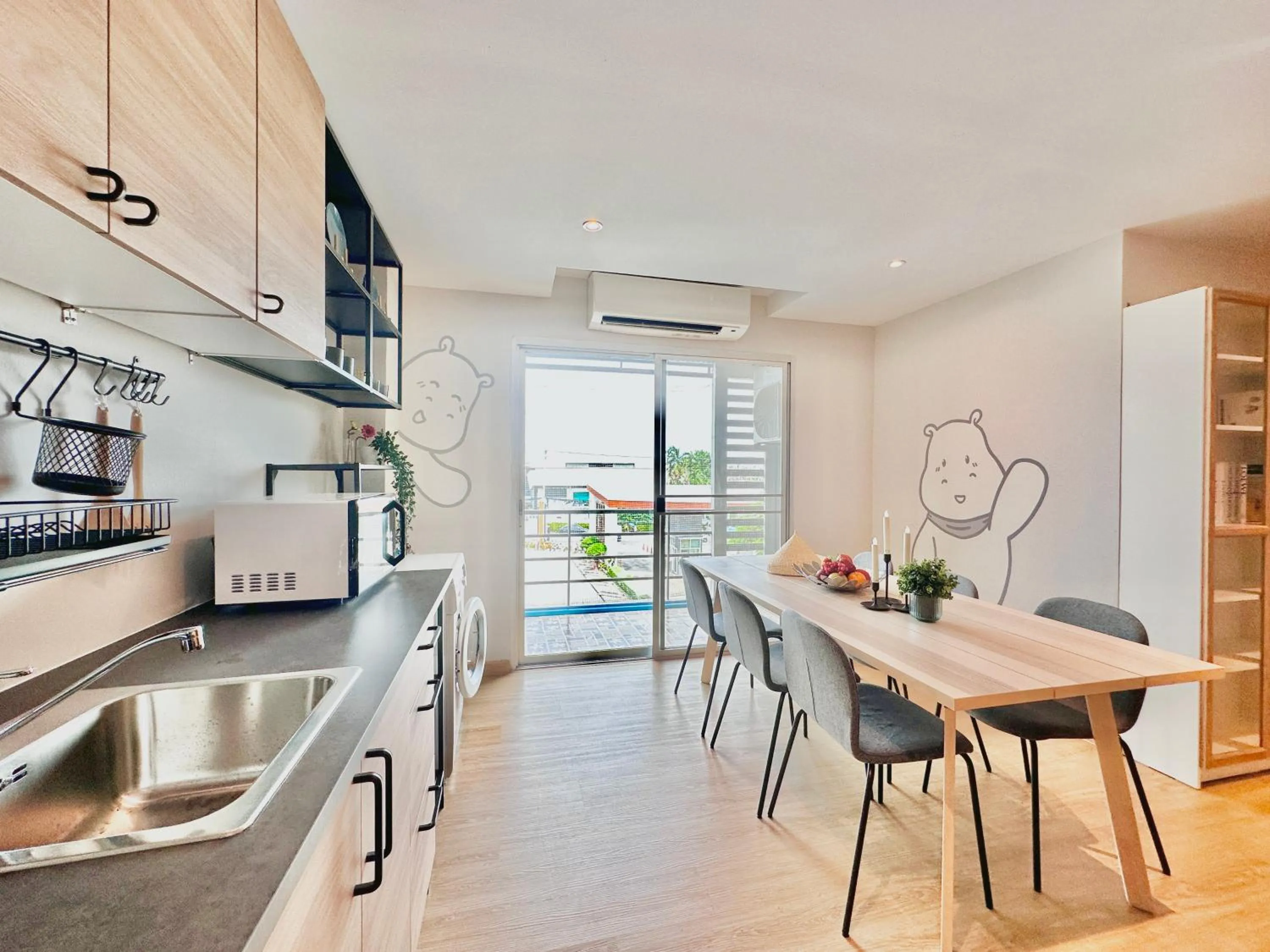 Communal lounge/ TV room in Herma Hotel