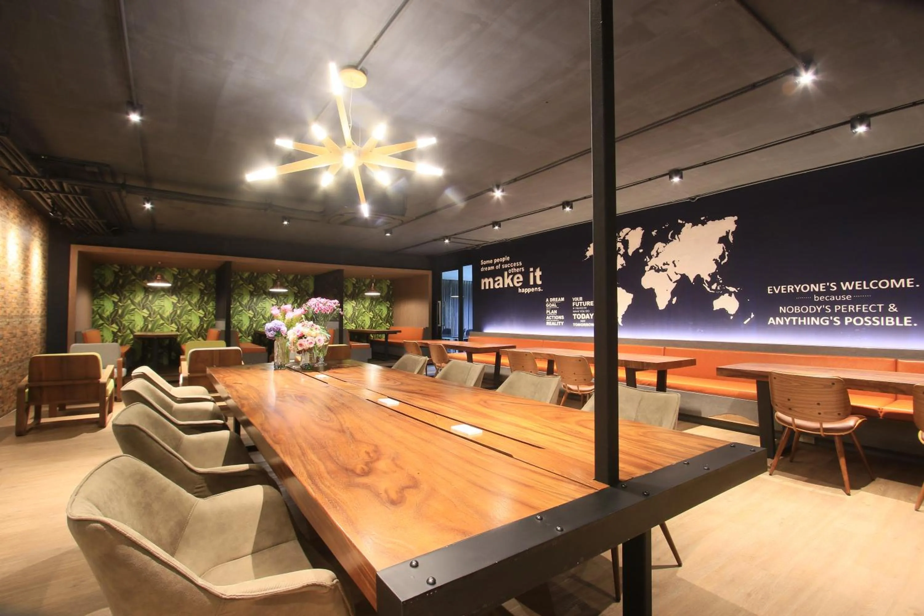 Business facilities in Herma Hotel