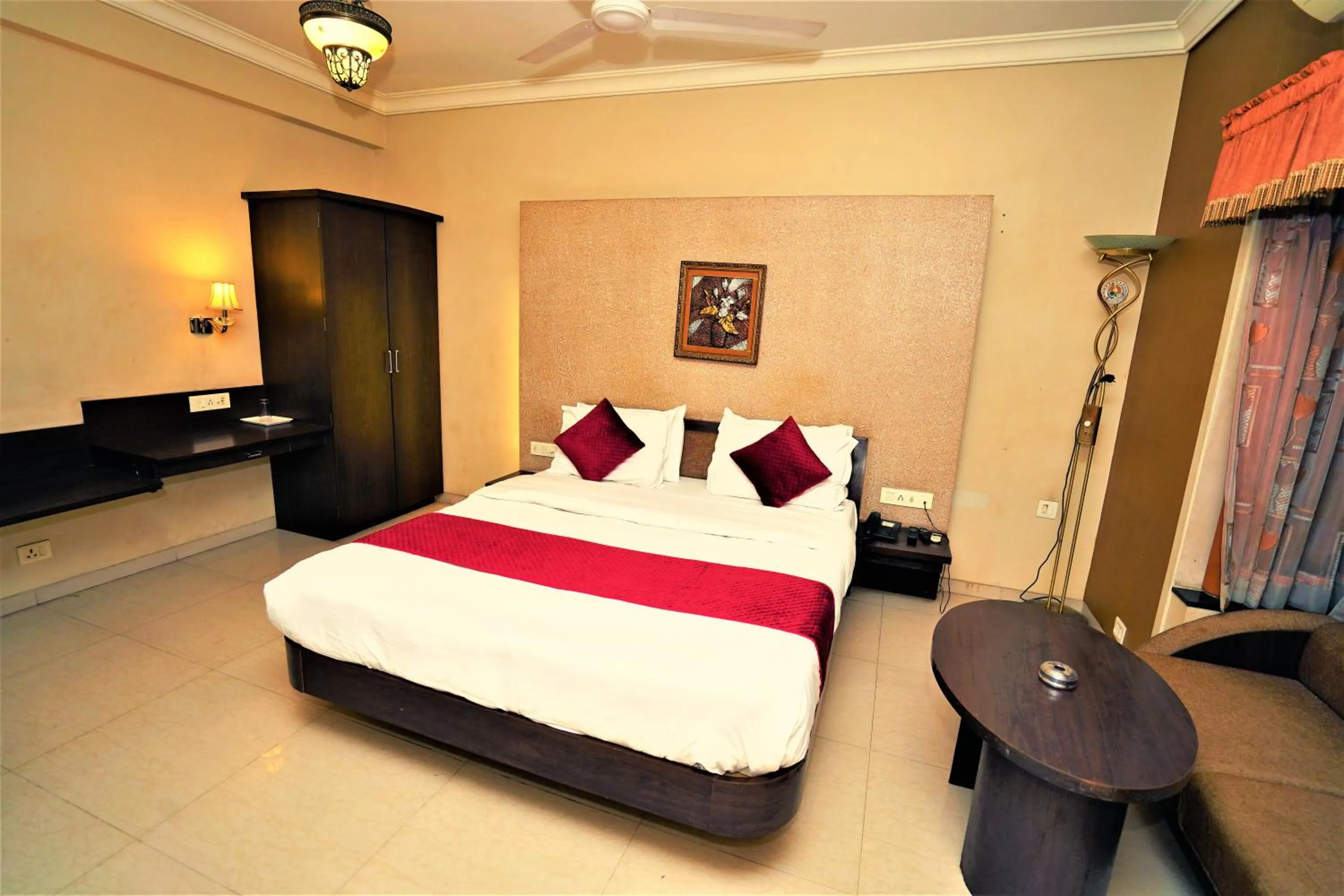 Bedroom in New Hotel Europa Inn