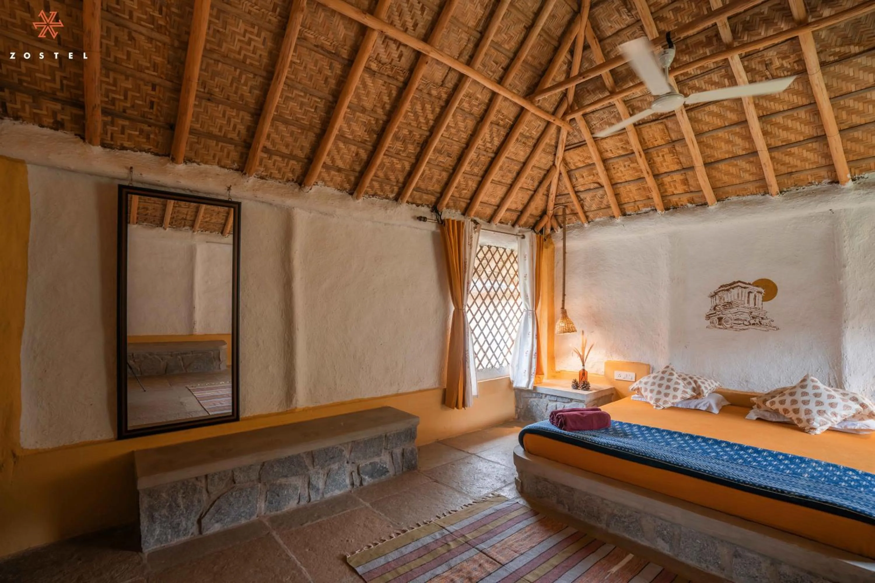 Bed in Zostel Hampi (Gangavathi)