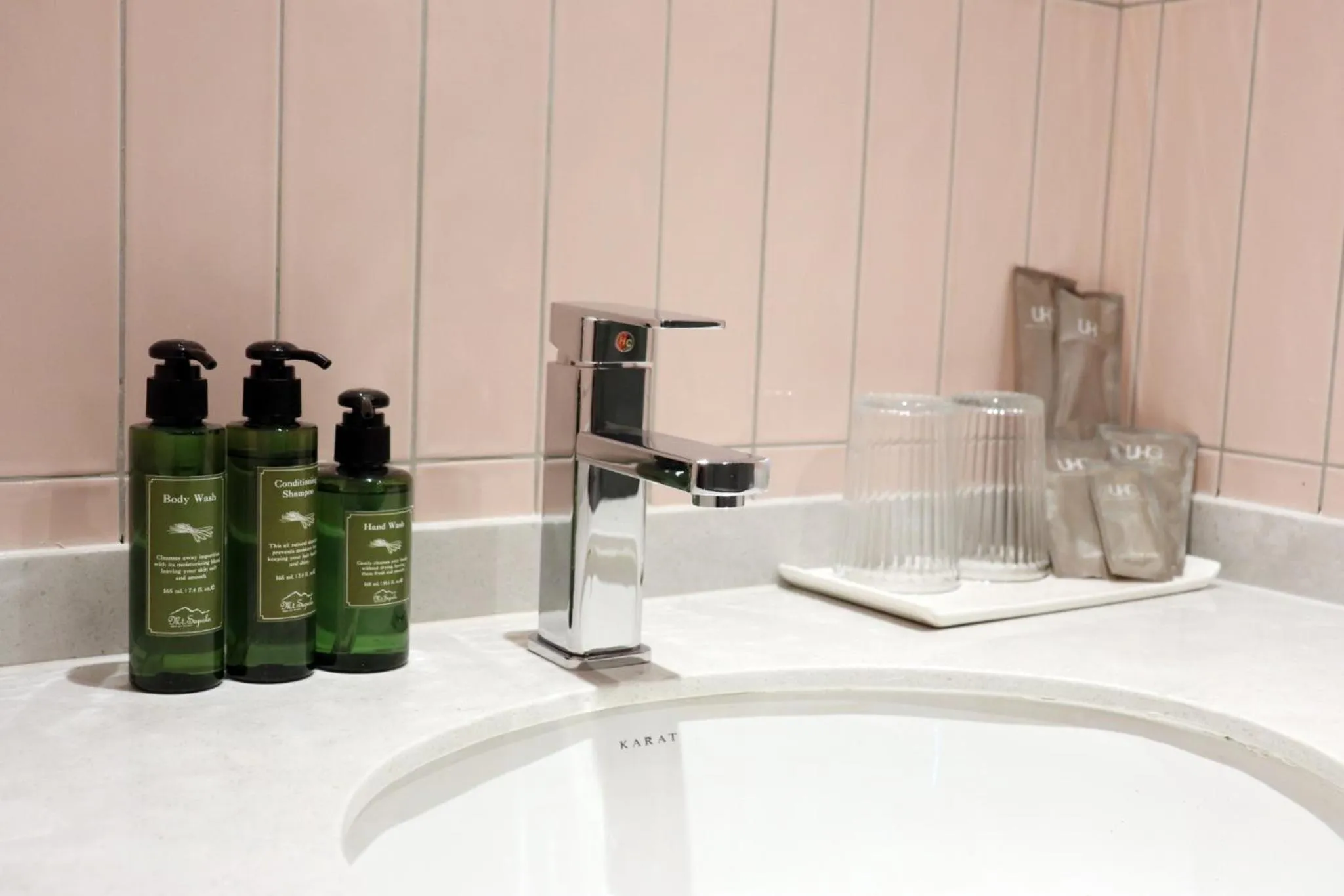 Bathroom in The Quarter Ratchathewi by UHG