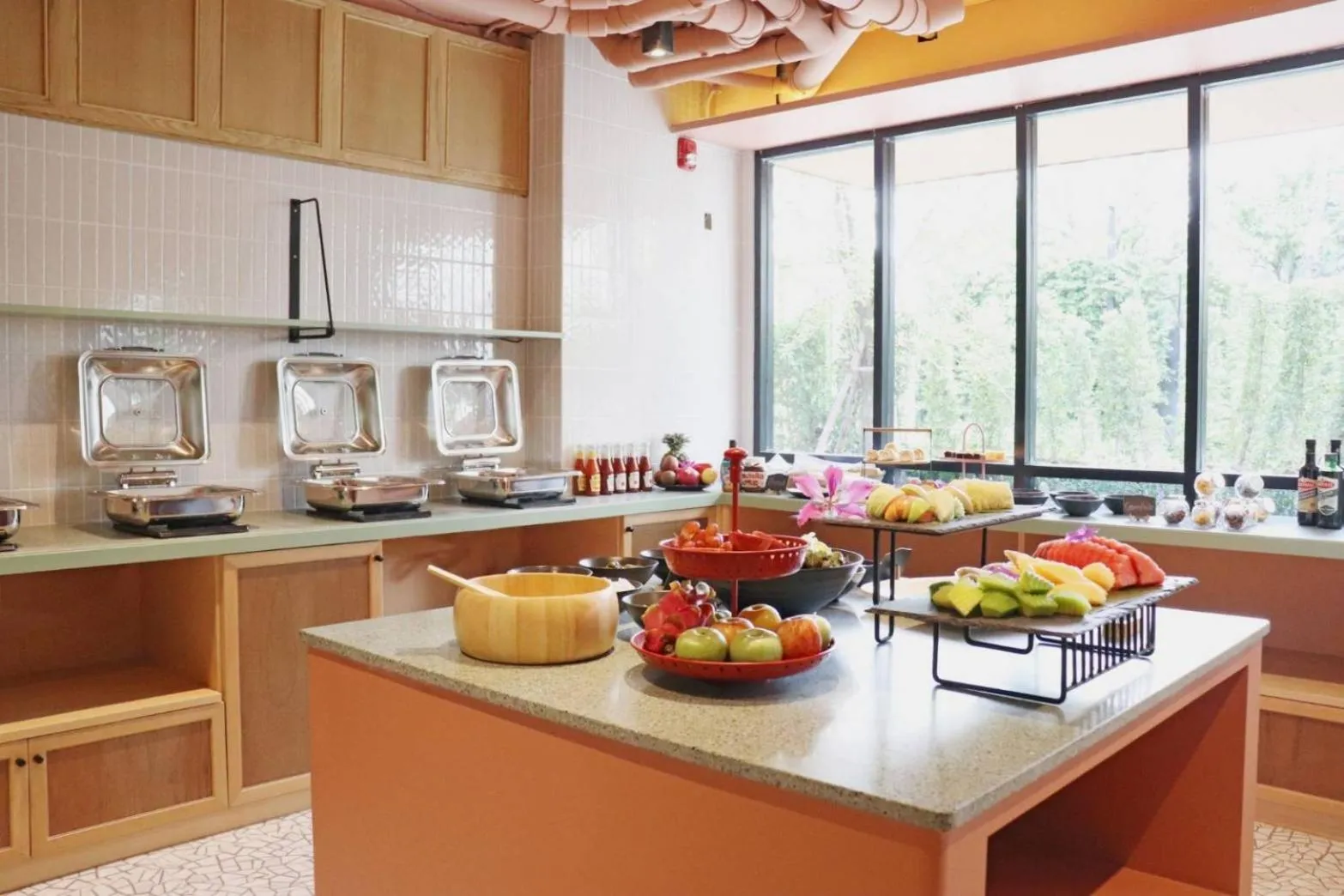 Restaurant/places to eat in The Quarter Ratchathewi by UHG