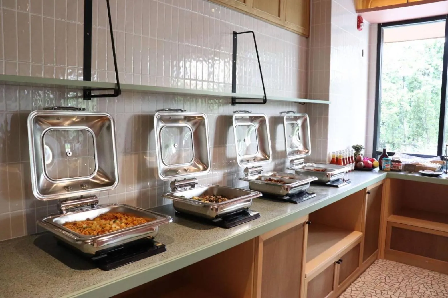 Restaurant/places to eat in The Quarter Ratchathewi by UHG