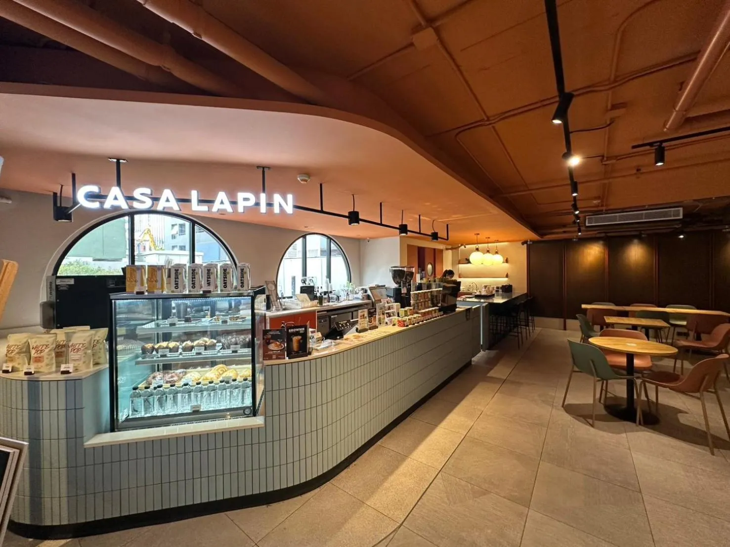 Restaurant/places to eat in The Quarter Ratchathewi by UHG