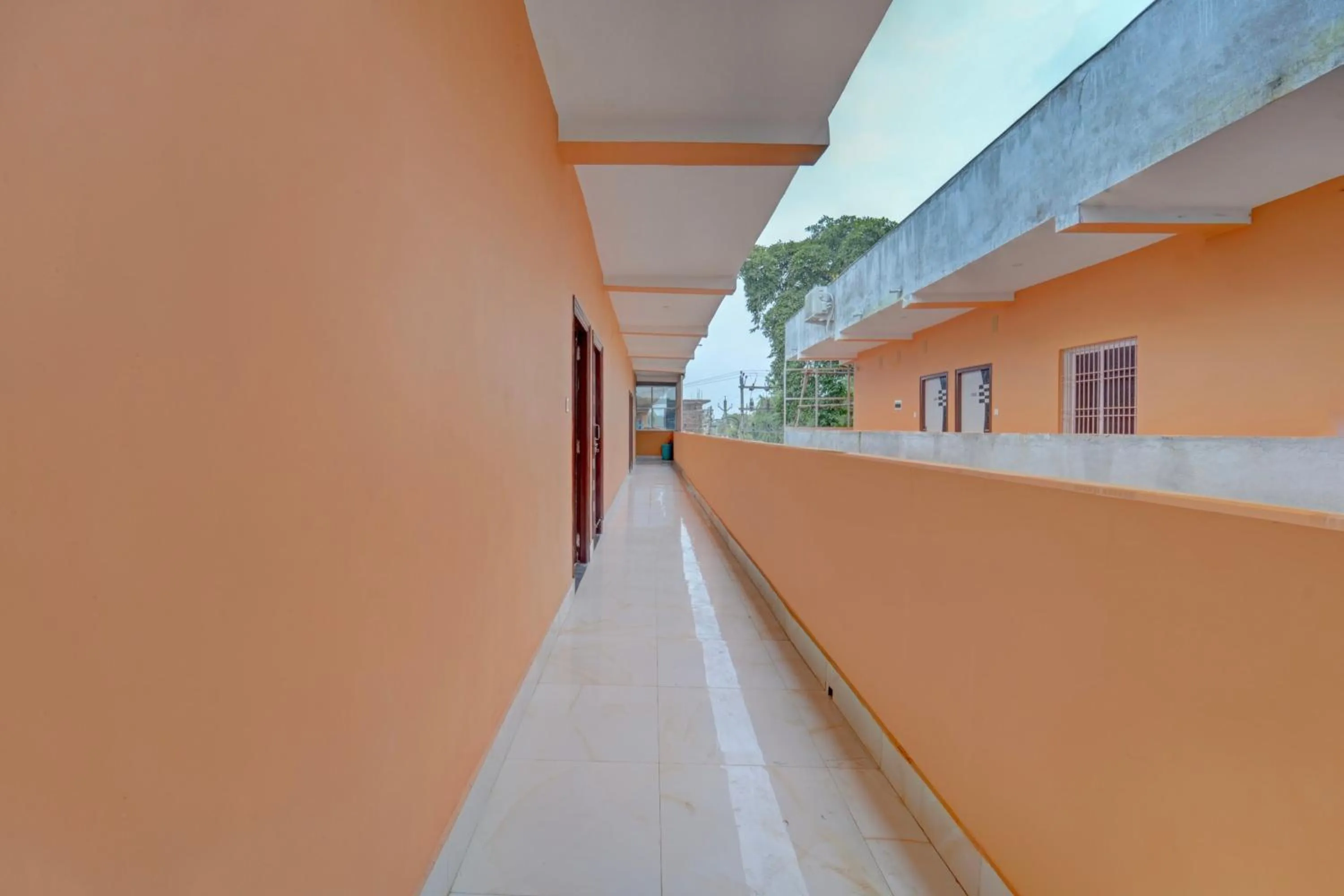 Lobby or reception in Super Hotel O Siddhi Vinayak Hotel & Banquets