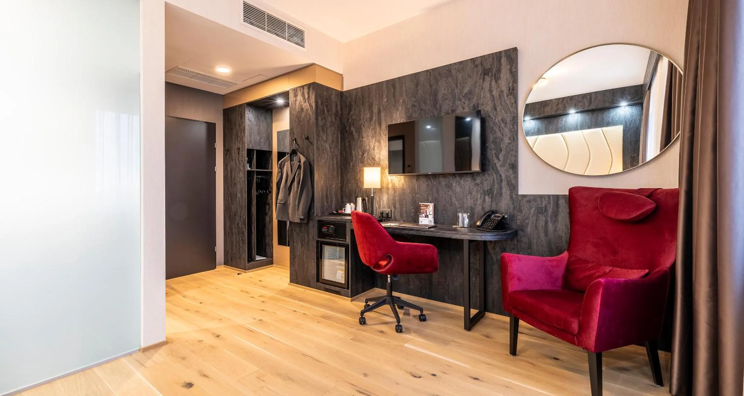 Photo of the whole room in PLAZA INN Wiener Neustadt, BW Signature Collection