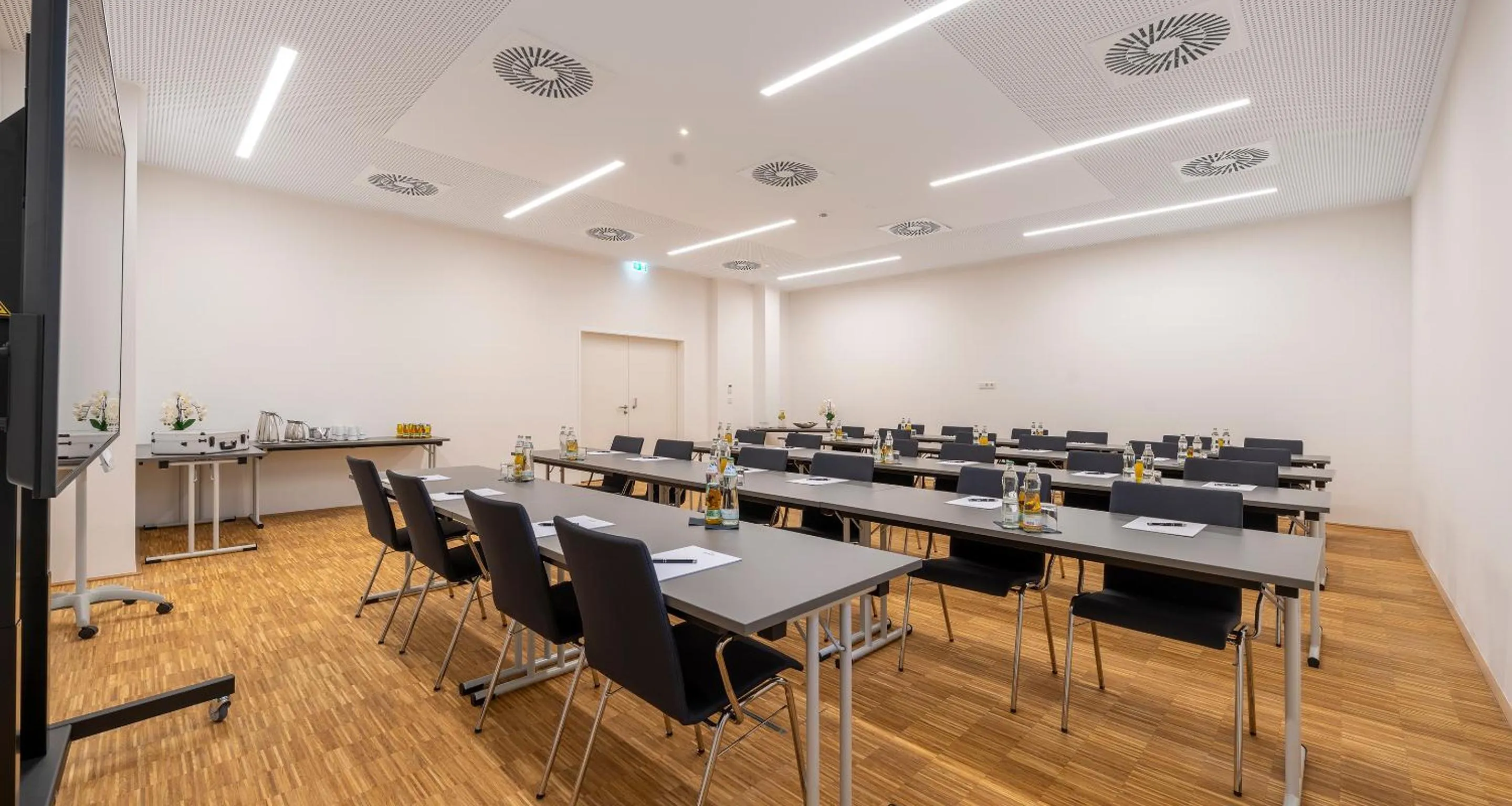 Meeting/conference room in PLAZA INN Wiener Neustadt, BW Signature Collection