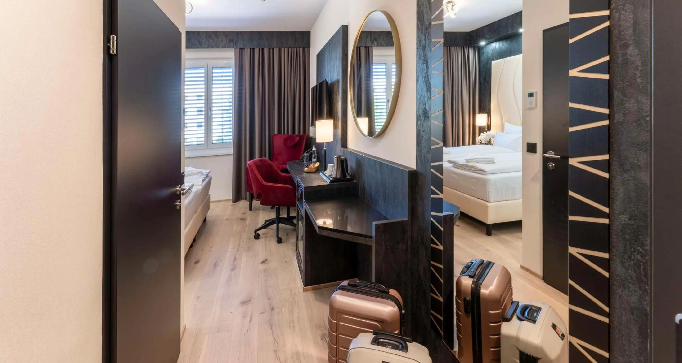 Photo of the whole room, Bed in PLAZA INN Wiener Neustadt, BW Signature Collection