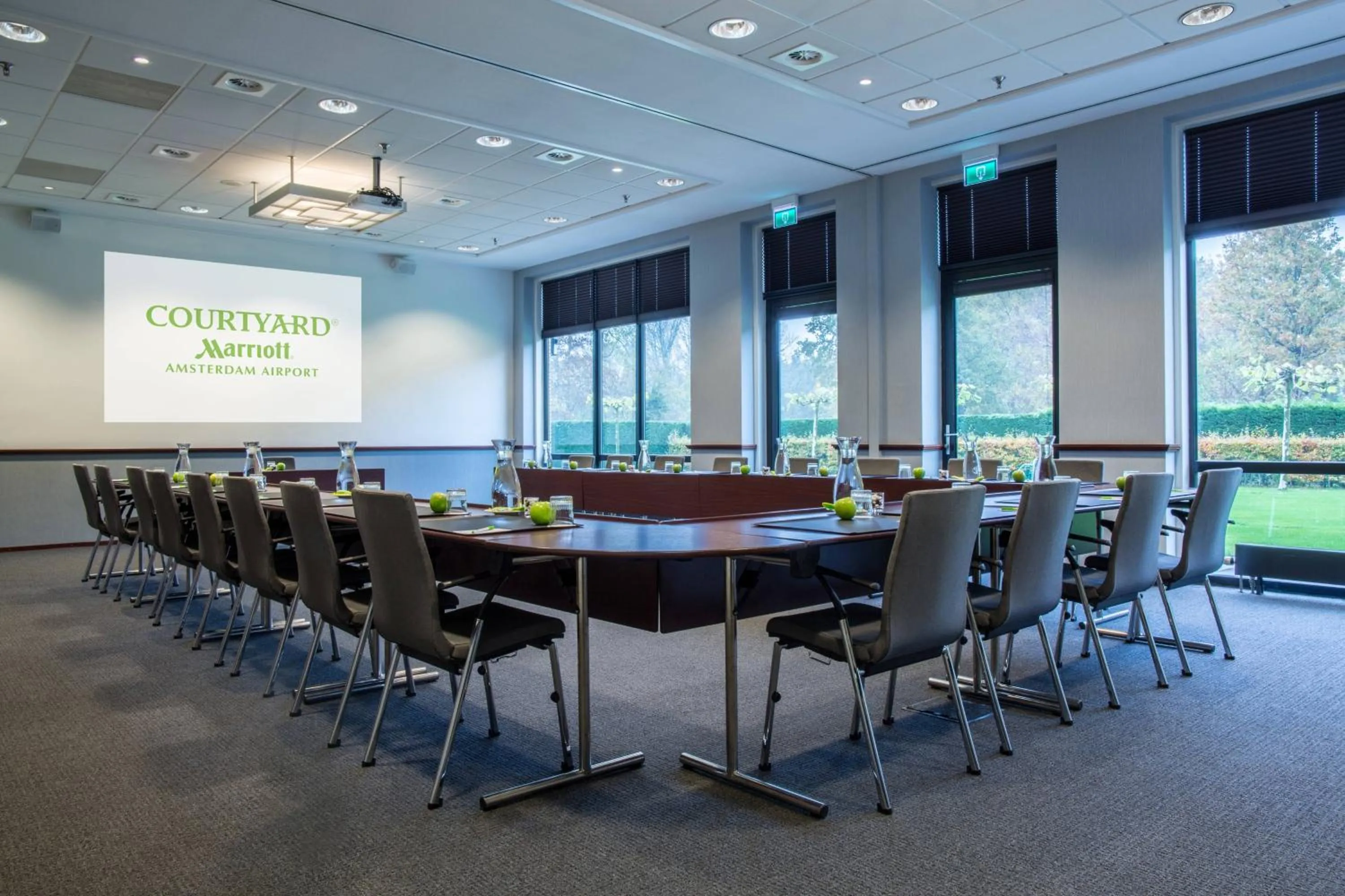 Meeting/conference room in Courtyard by Marriott Amsterdam Airport