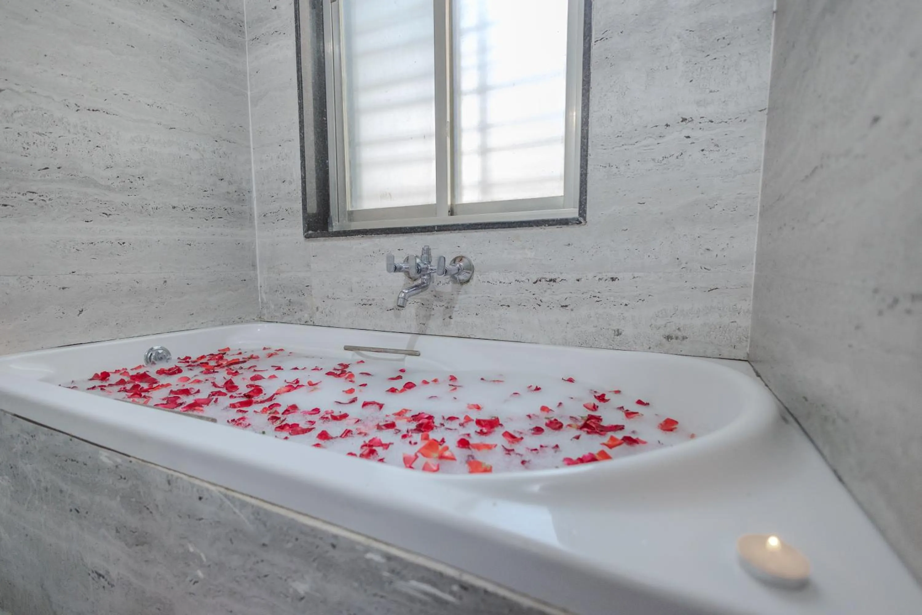 Bath in Freesia Resort by Express Inn