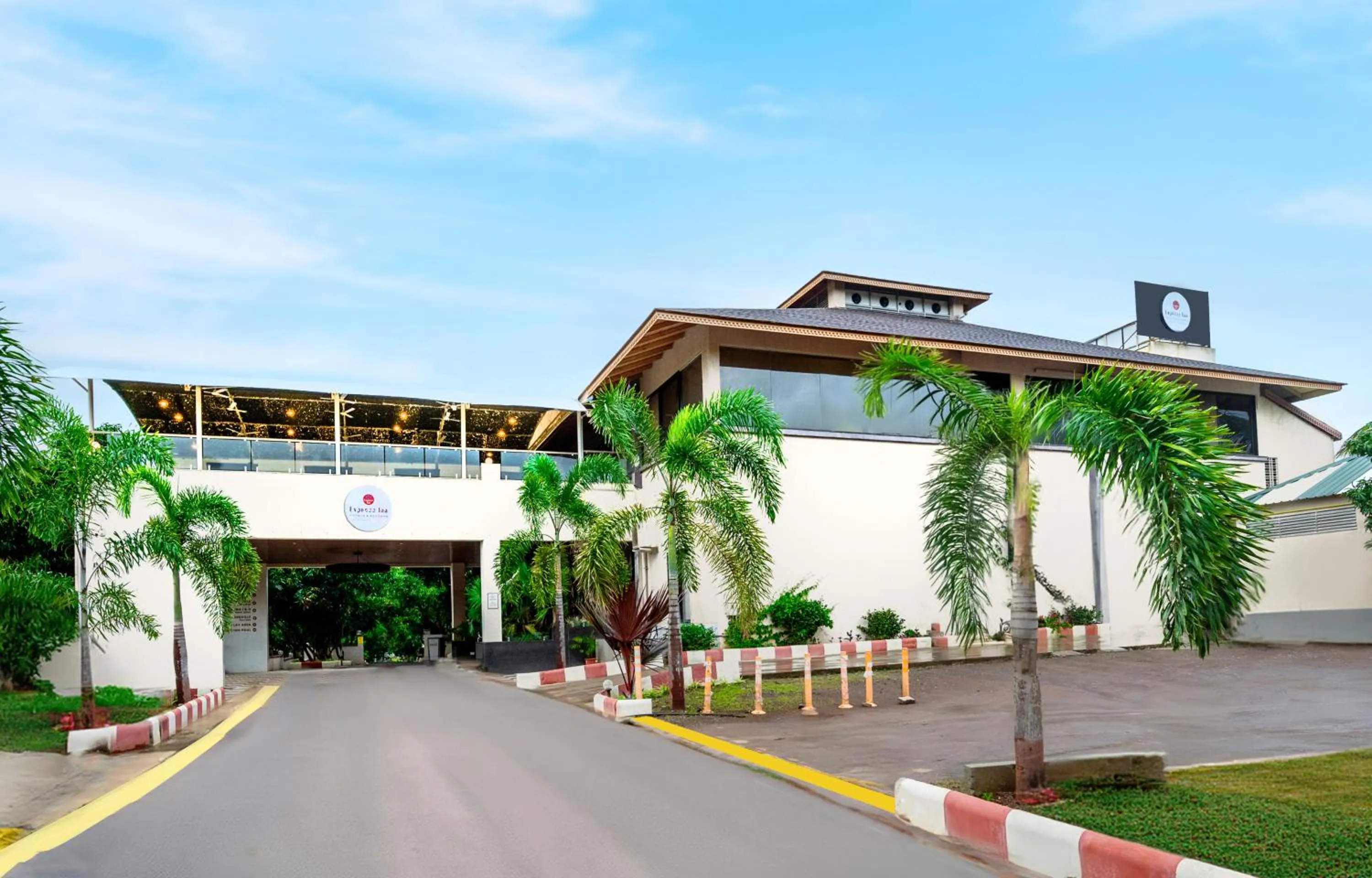 Freesia Resort by Express Inn