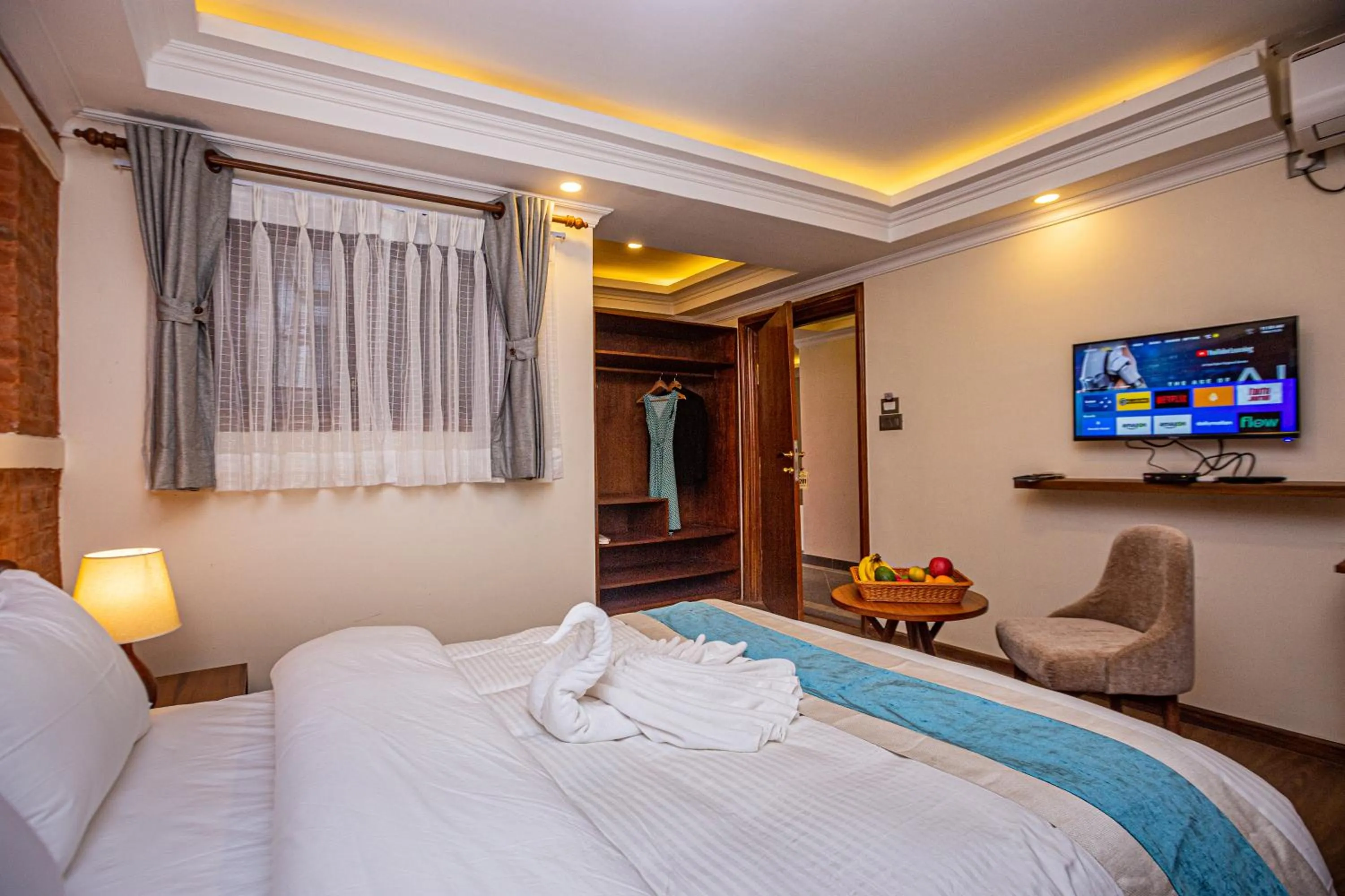 Bed in Darbar Heritage Inn