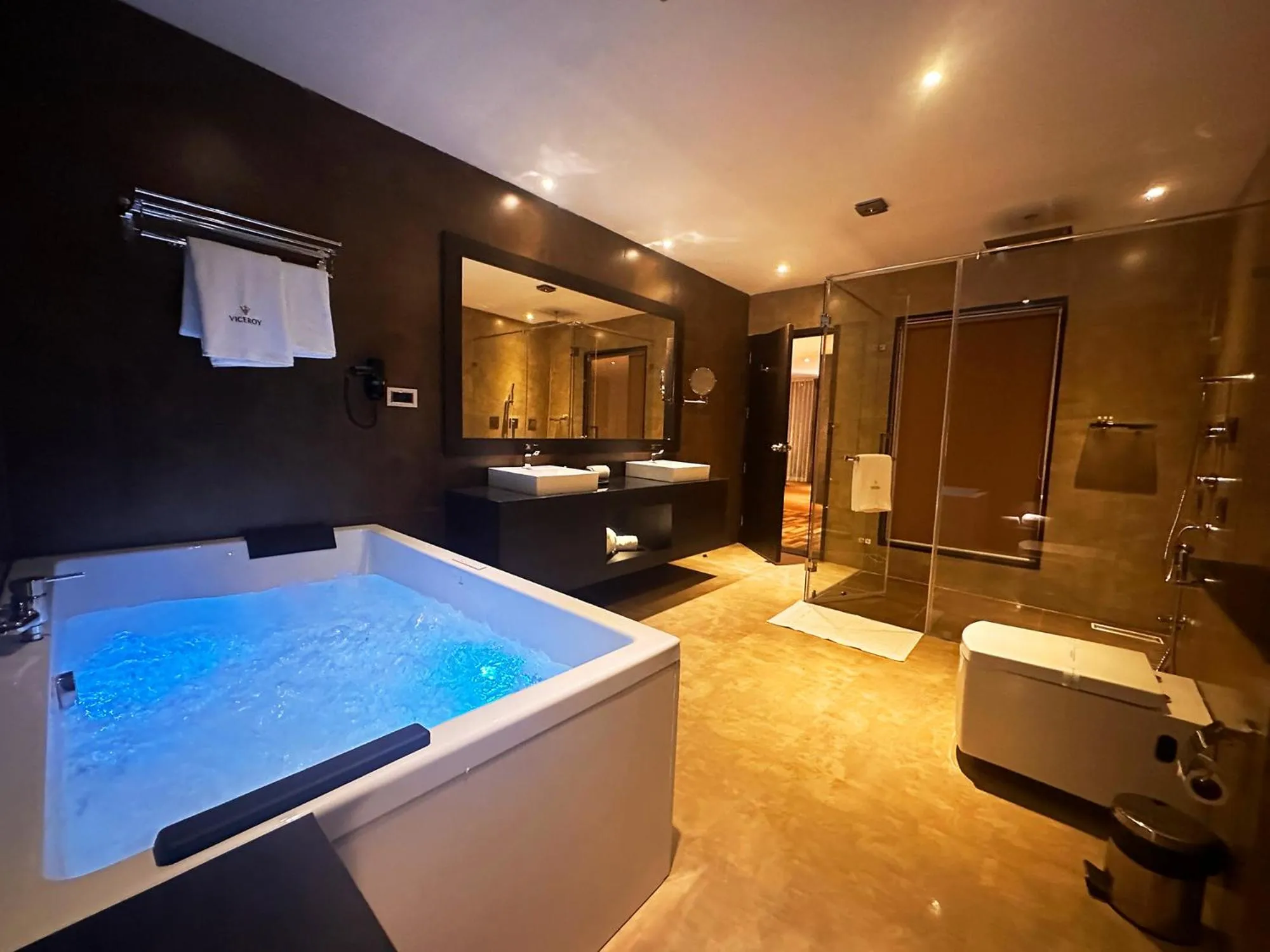 Bathroom in Viceroy Luxury Mountain Resort and Spa