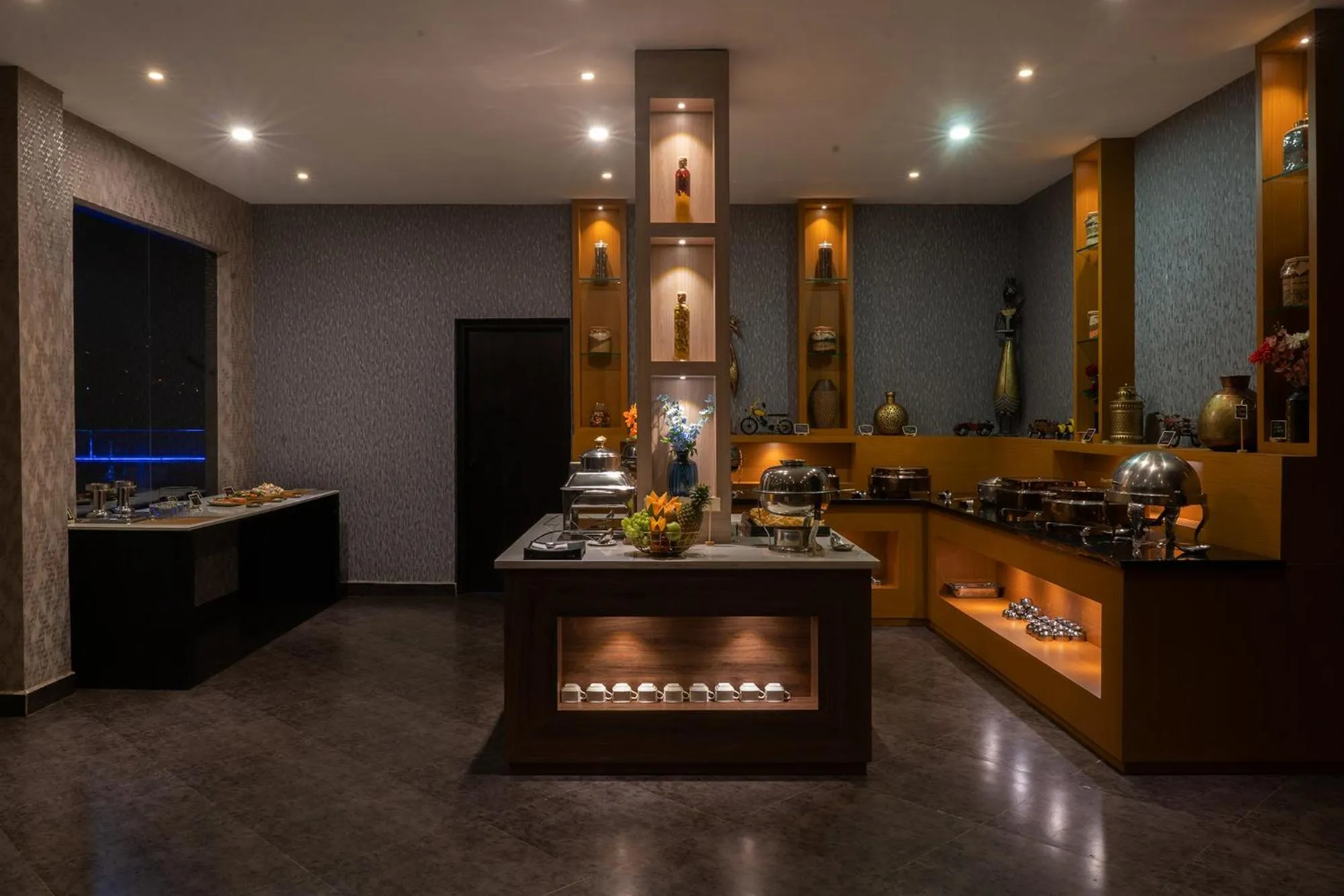 Food and drinks in Viceroy Luxury Mountain Resort and Spa