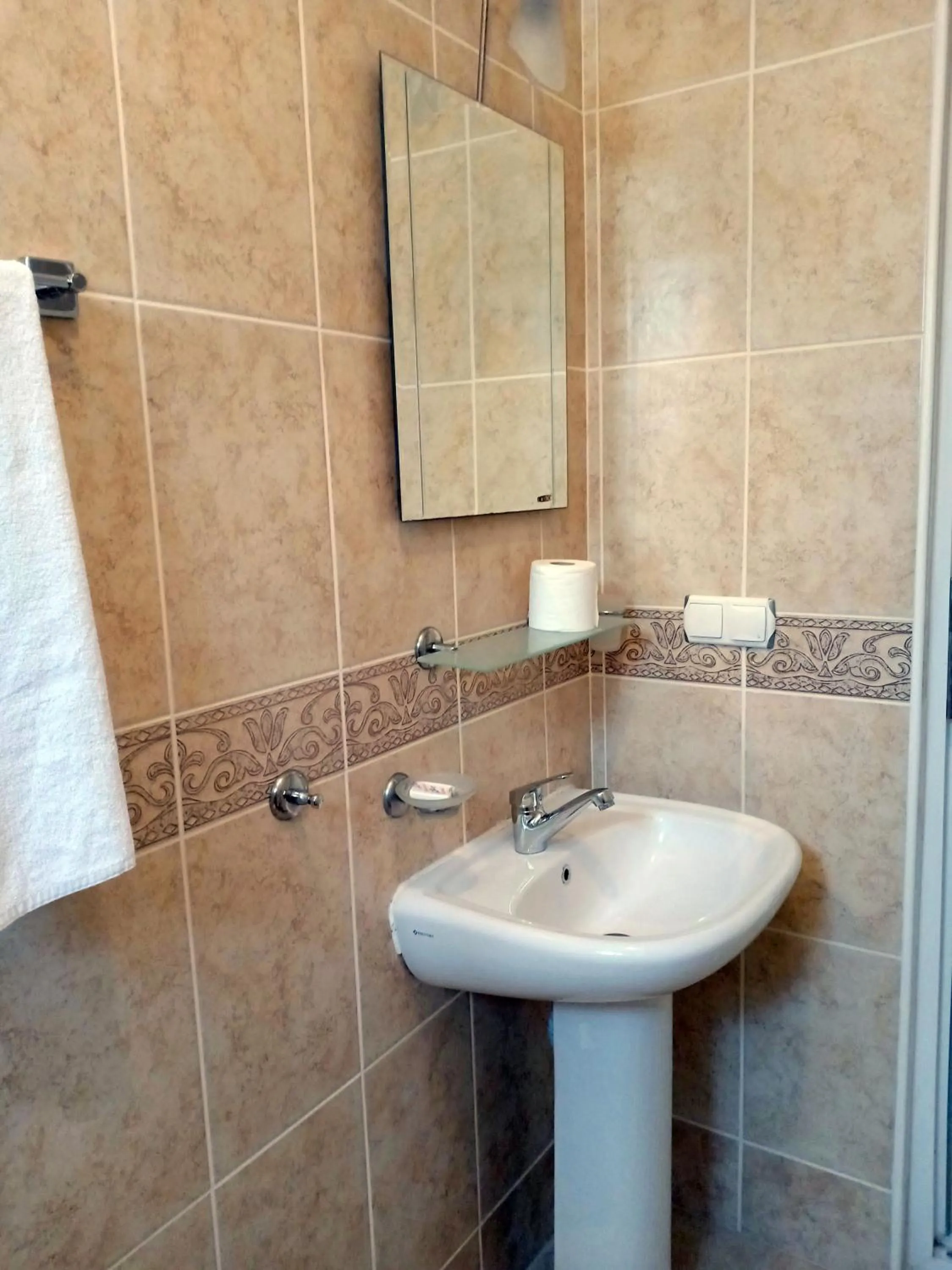 Bathroom in Sarıgerme Apart