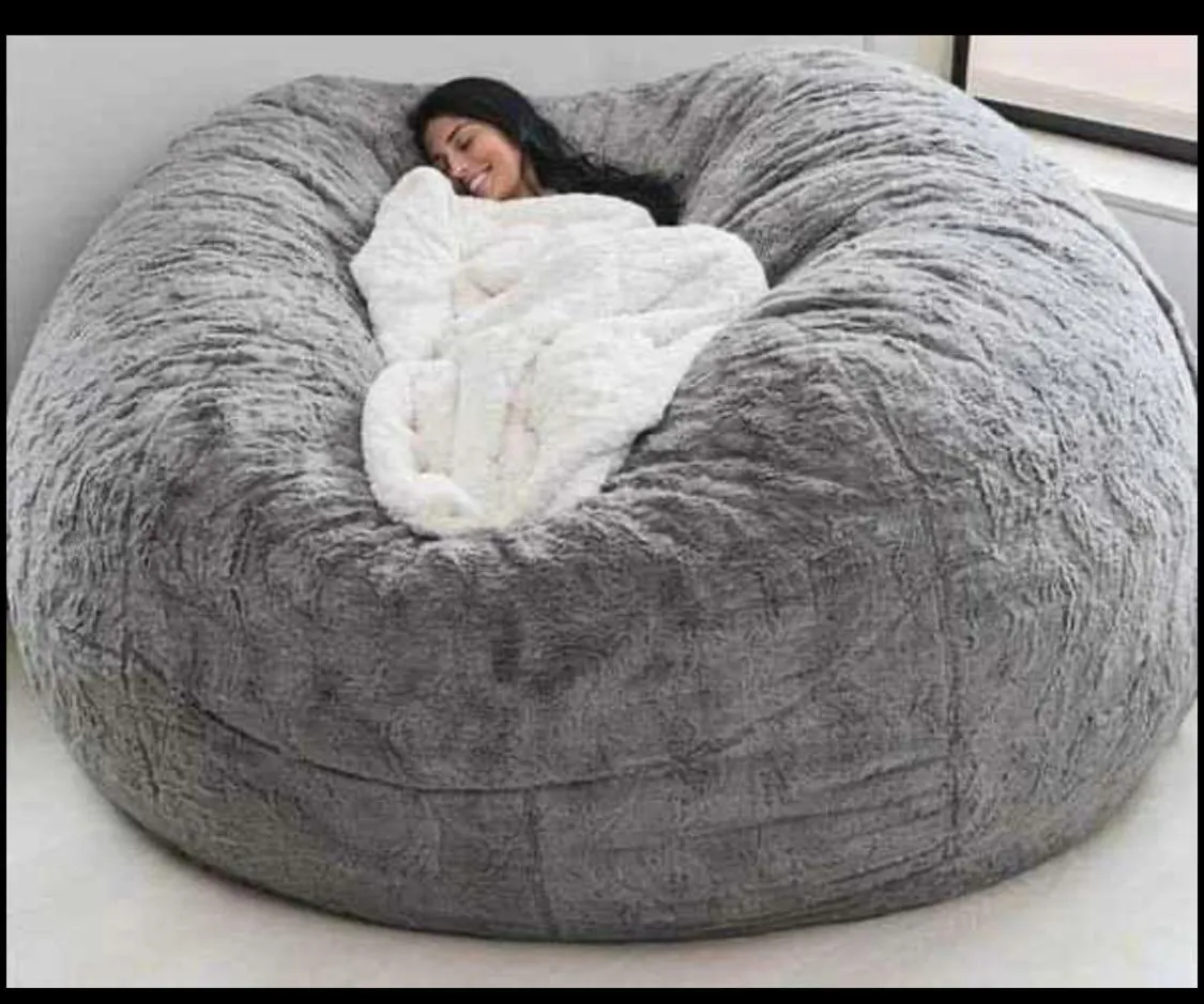 Bed in E-Suites Hotel, Abuja