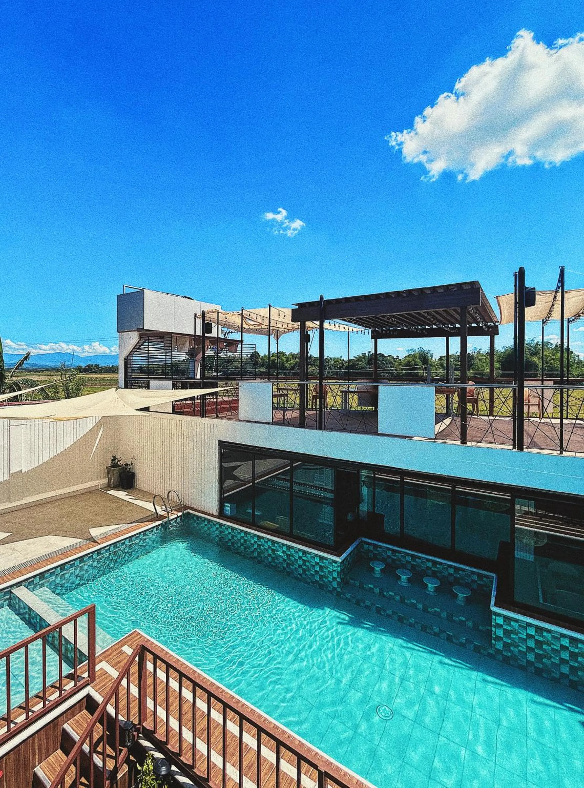 Swimming pool in Urban Glamp Resort Iloilo