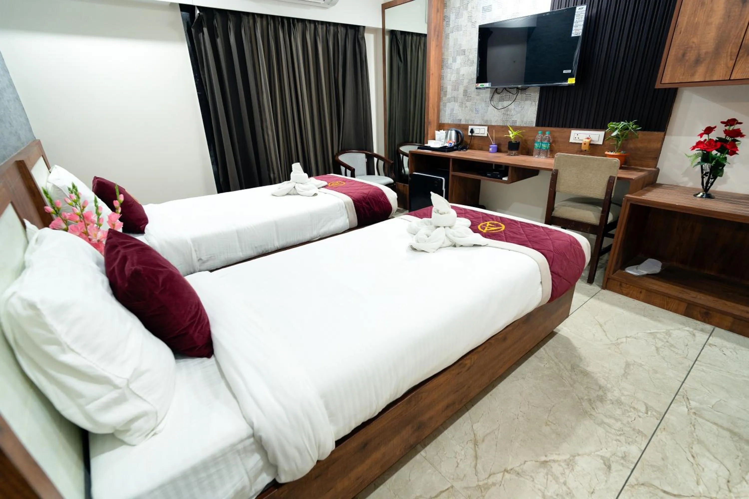 Bed in The Autograph Inn