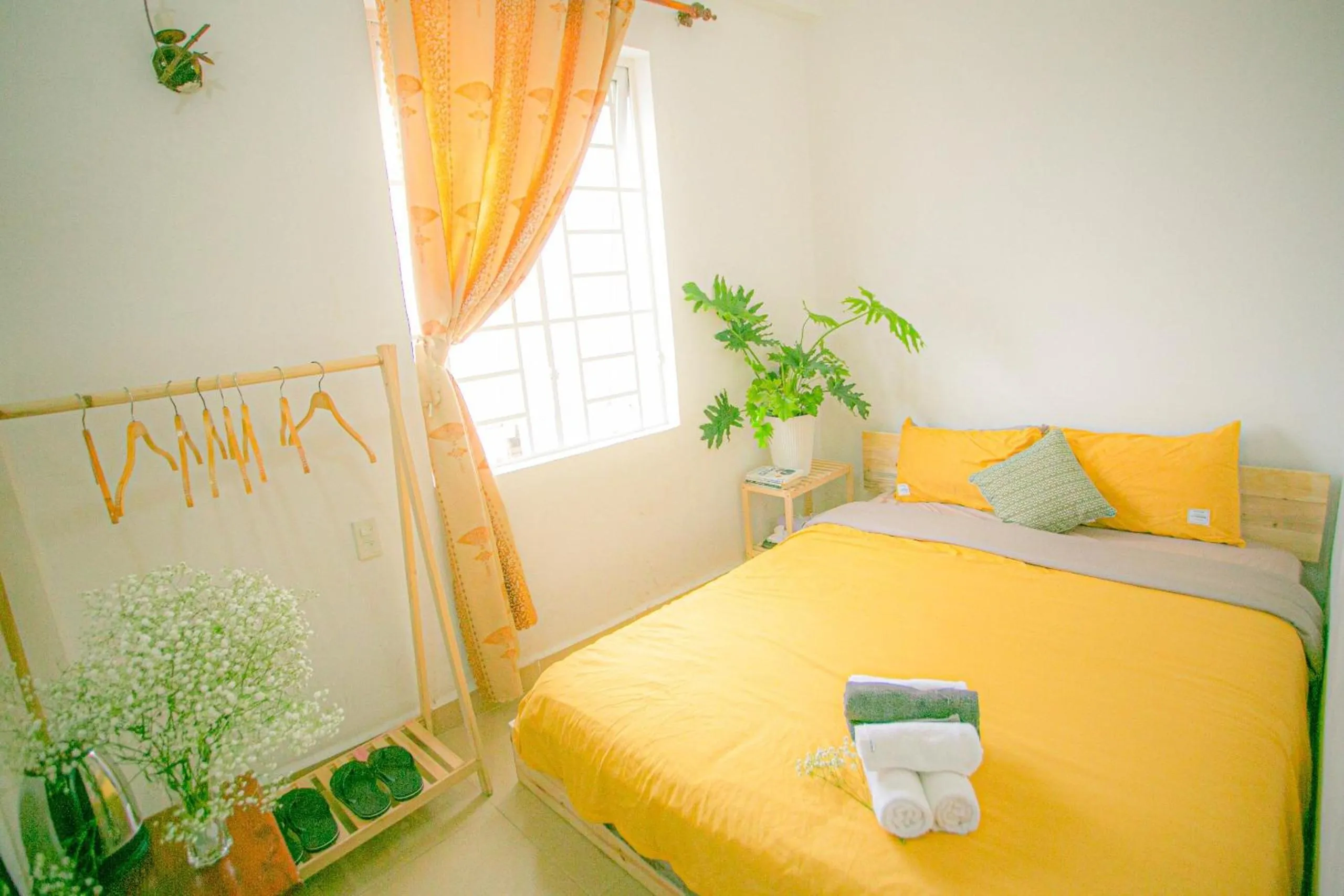 Bedroom, Bed in Pearl Wealth Dalat Hotel