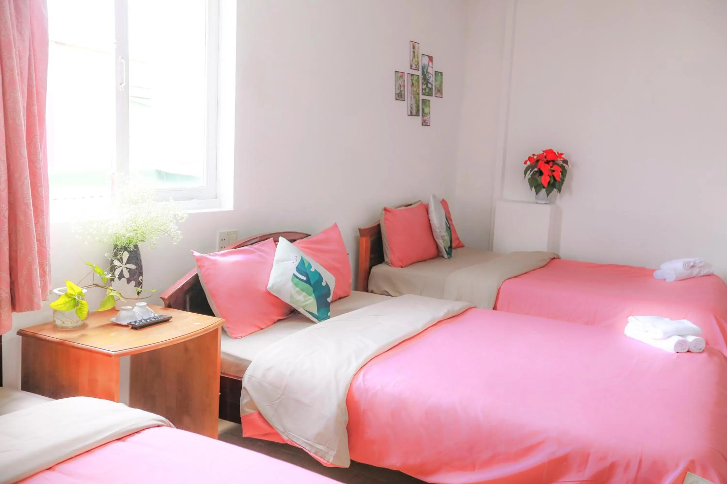 Bedroom, Bed in Pearl Wealth Dalat Hotel