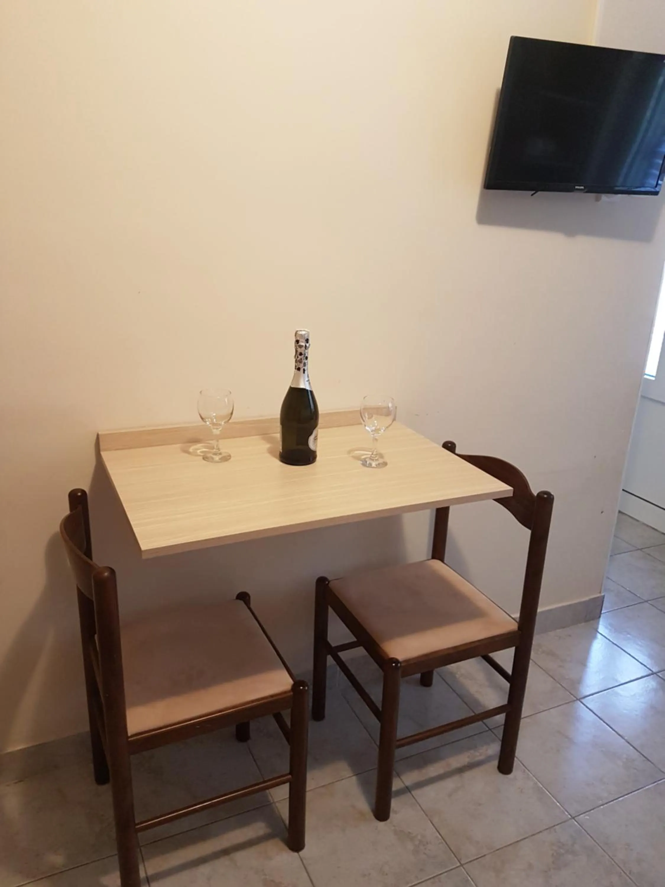 Food and drinks in Apartments Lazarević