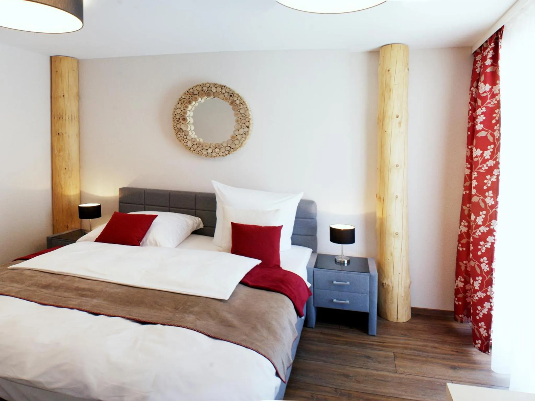 Bedroom, Bed in R & J Hotel