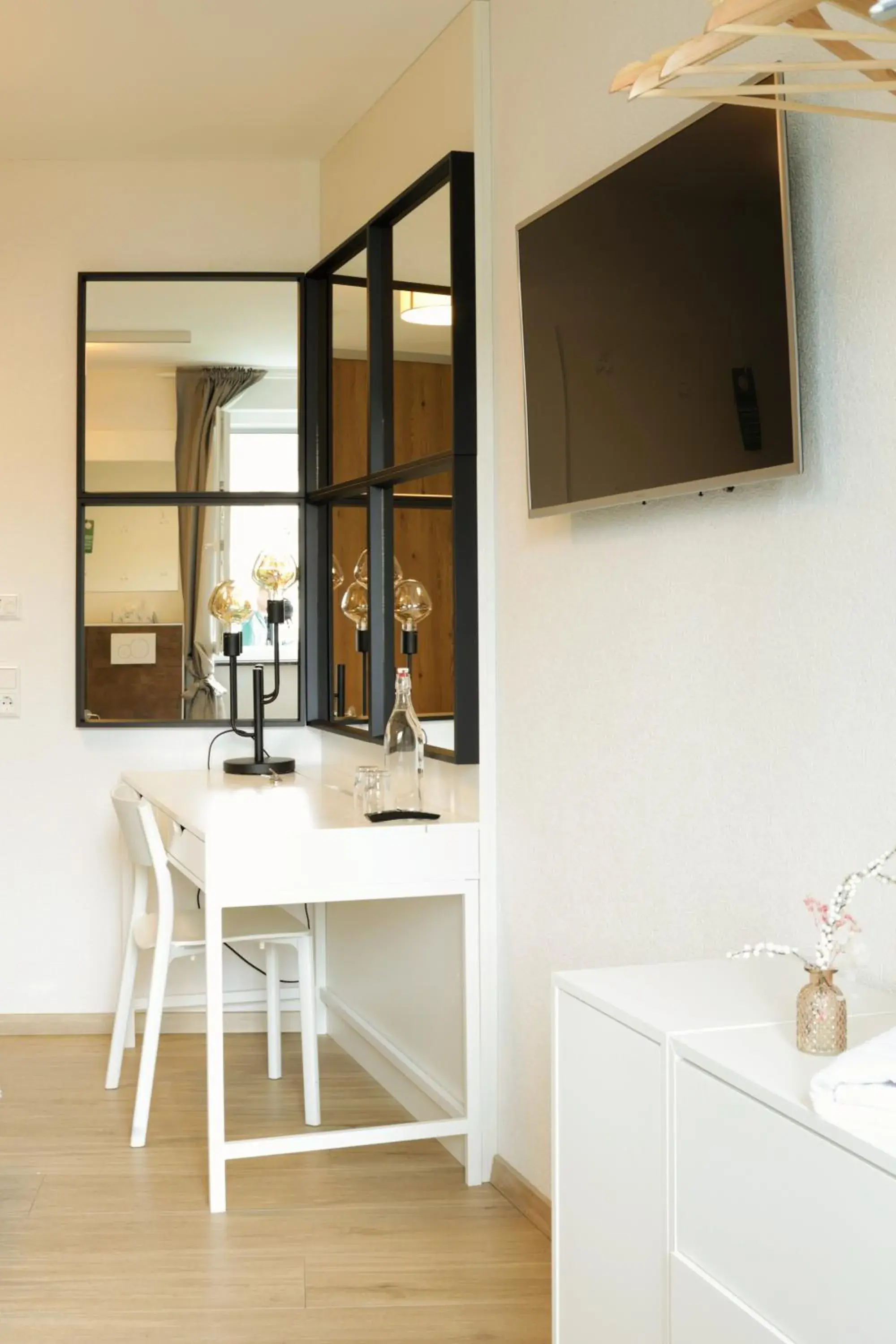 Budget Double Room - single occupancy in R & J Hotel Budget Double Room - single occupancy in R & J Hotel