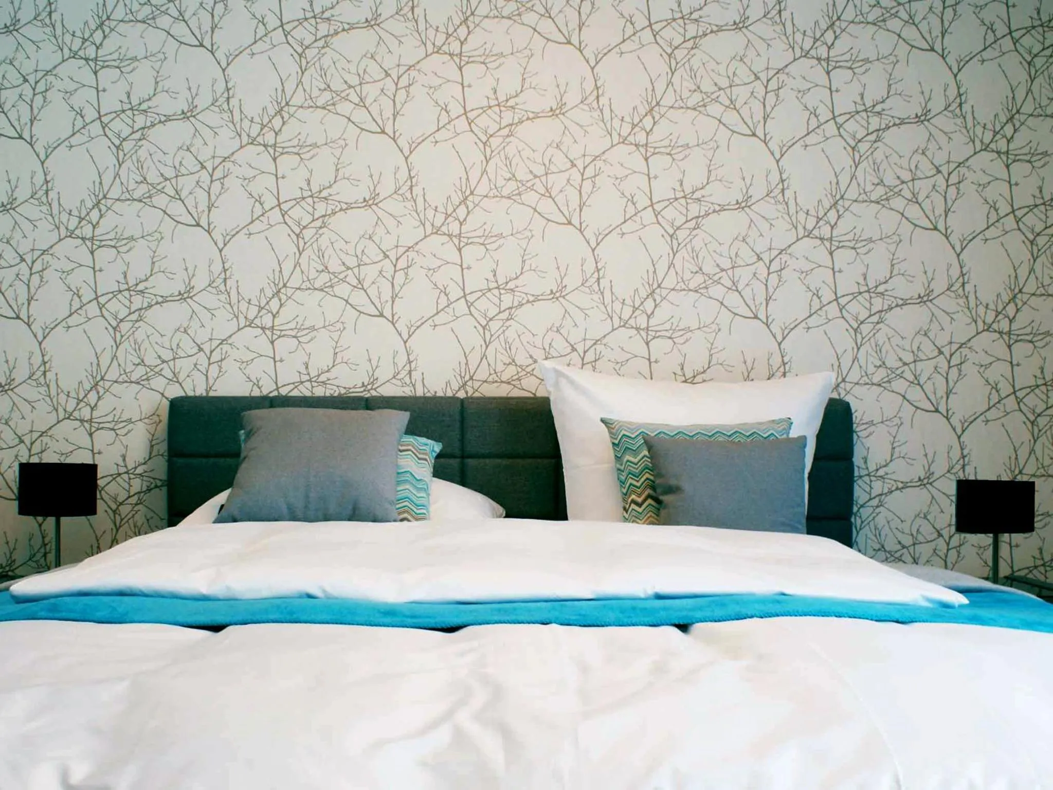 Bedroom, Bed in R & J Hotel