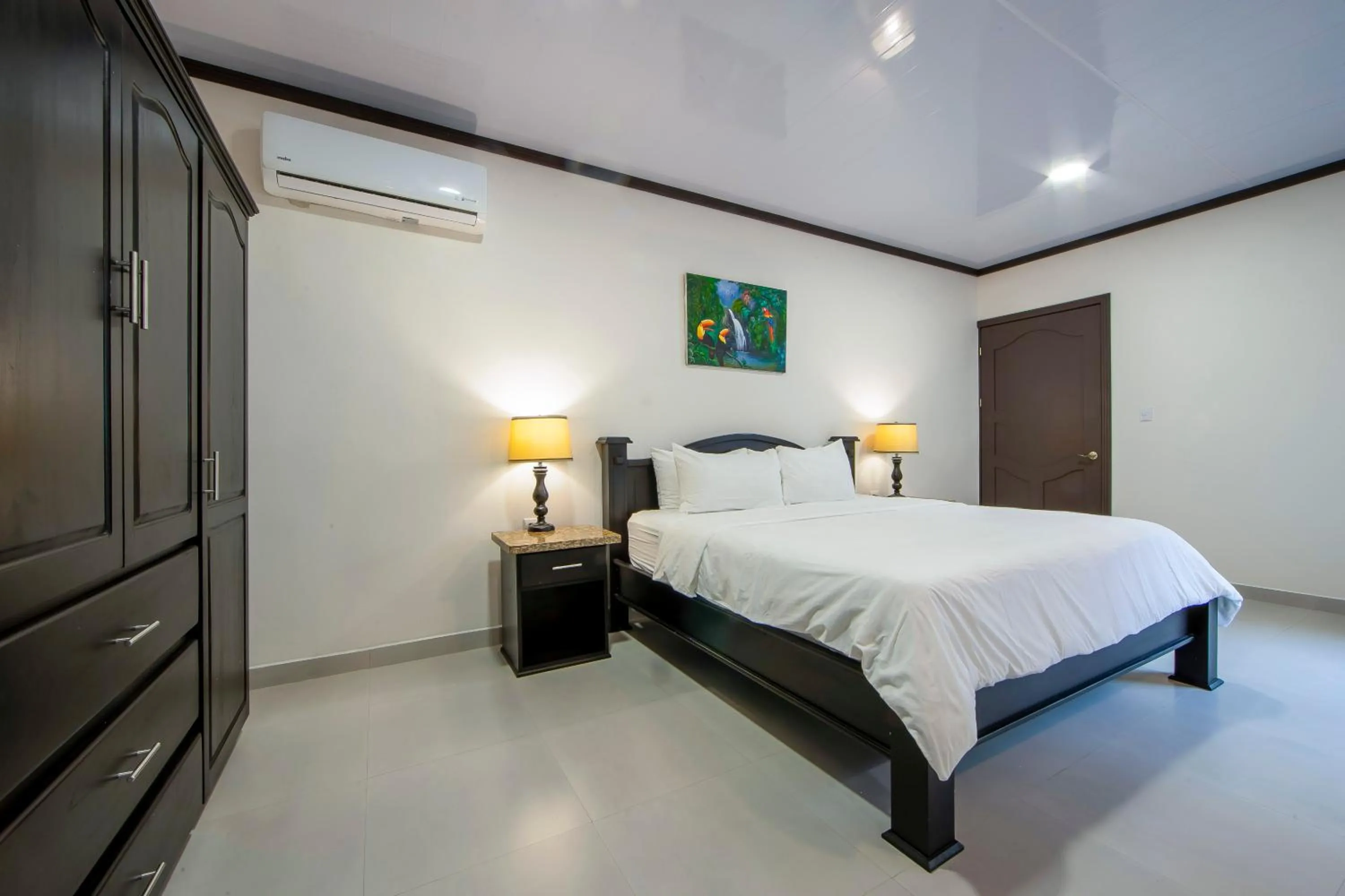 Bed in Serenity Hotel & Villas