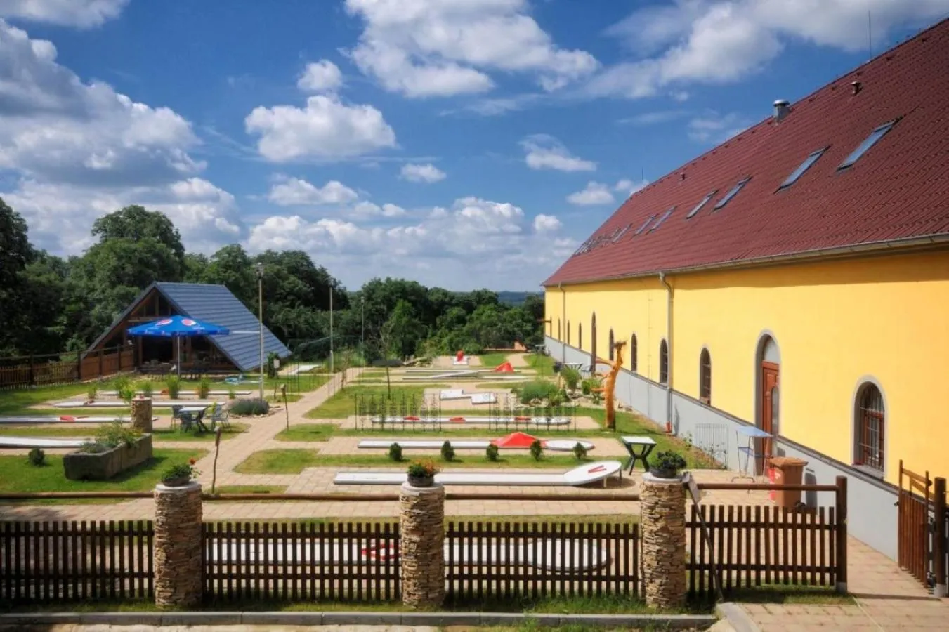 Minigolf in Hotel Restaurant Na Statku