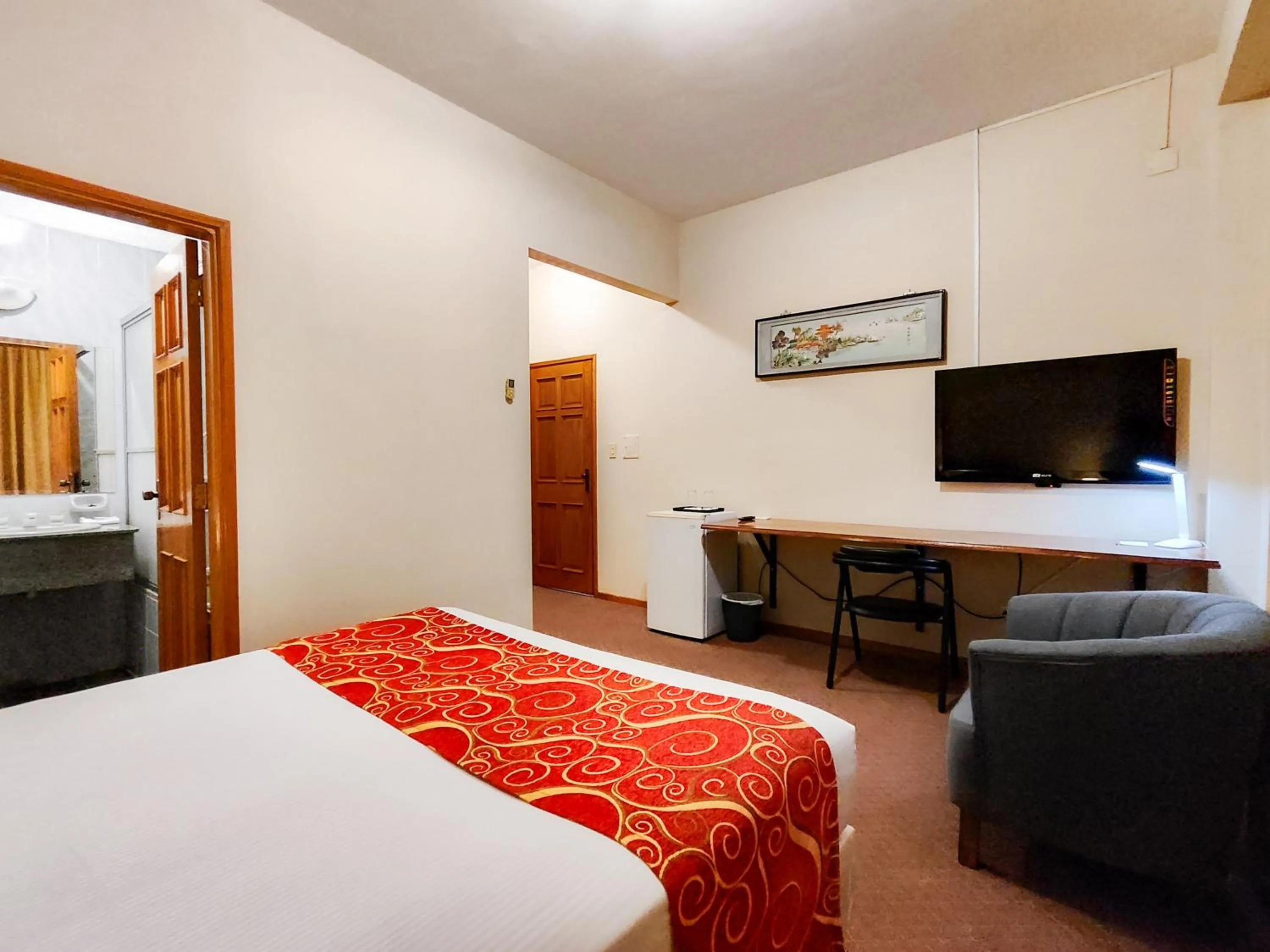 TV and multimedia, Bed in Lido Hotel