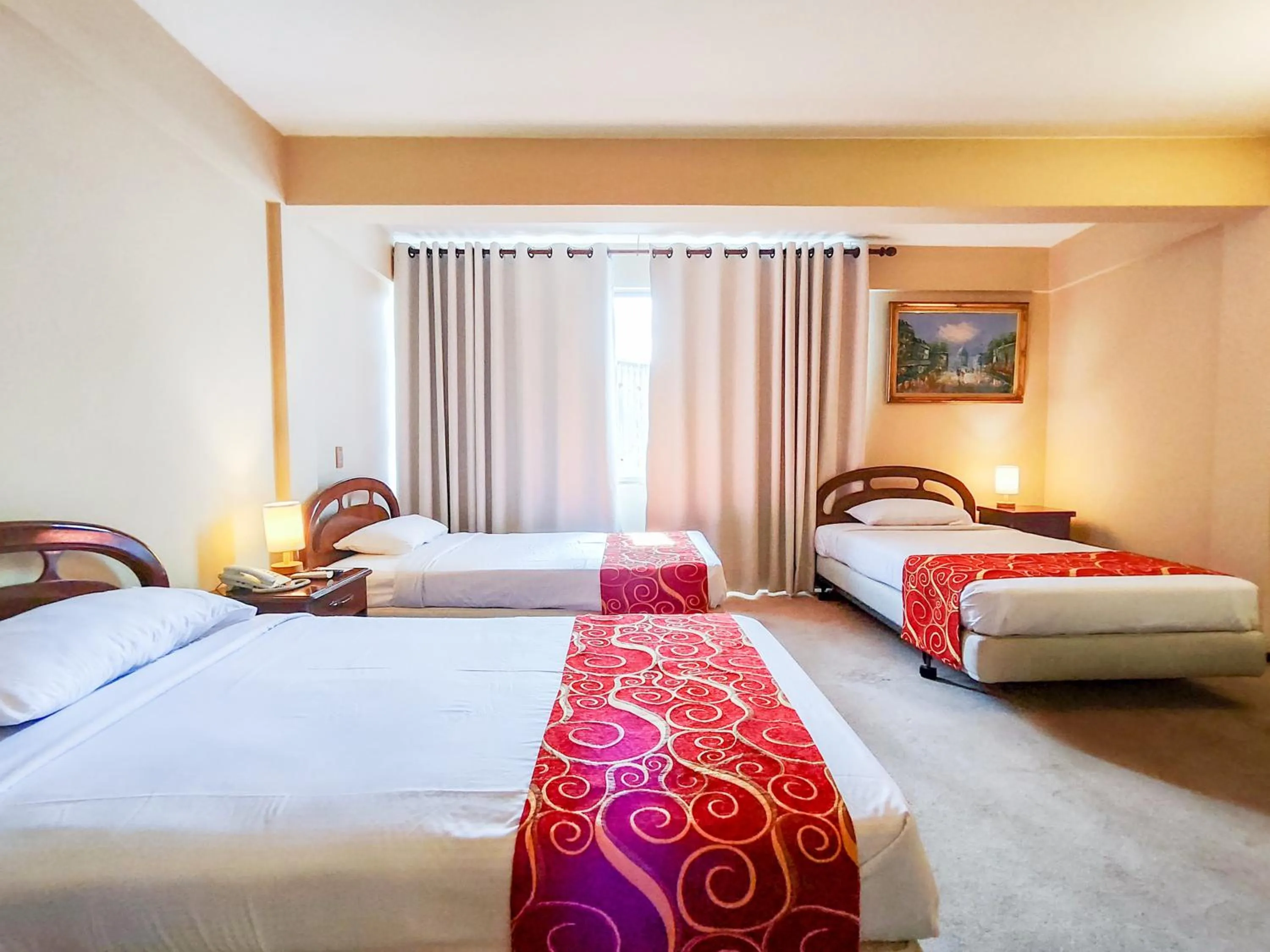 Photo of the whole room, Bed in Lido Hotel